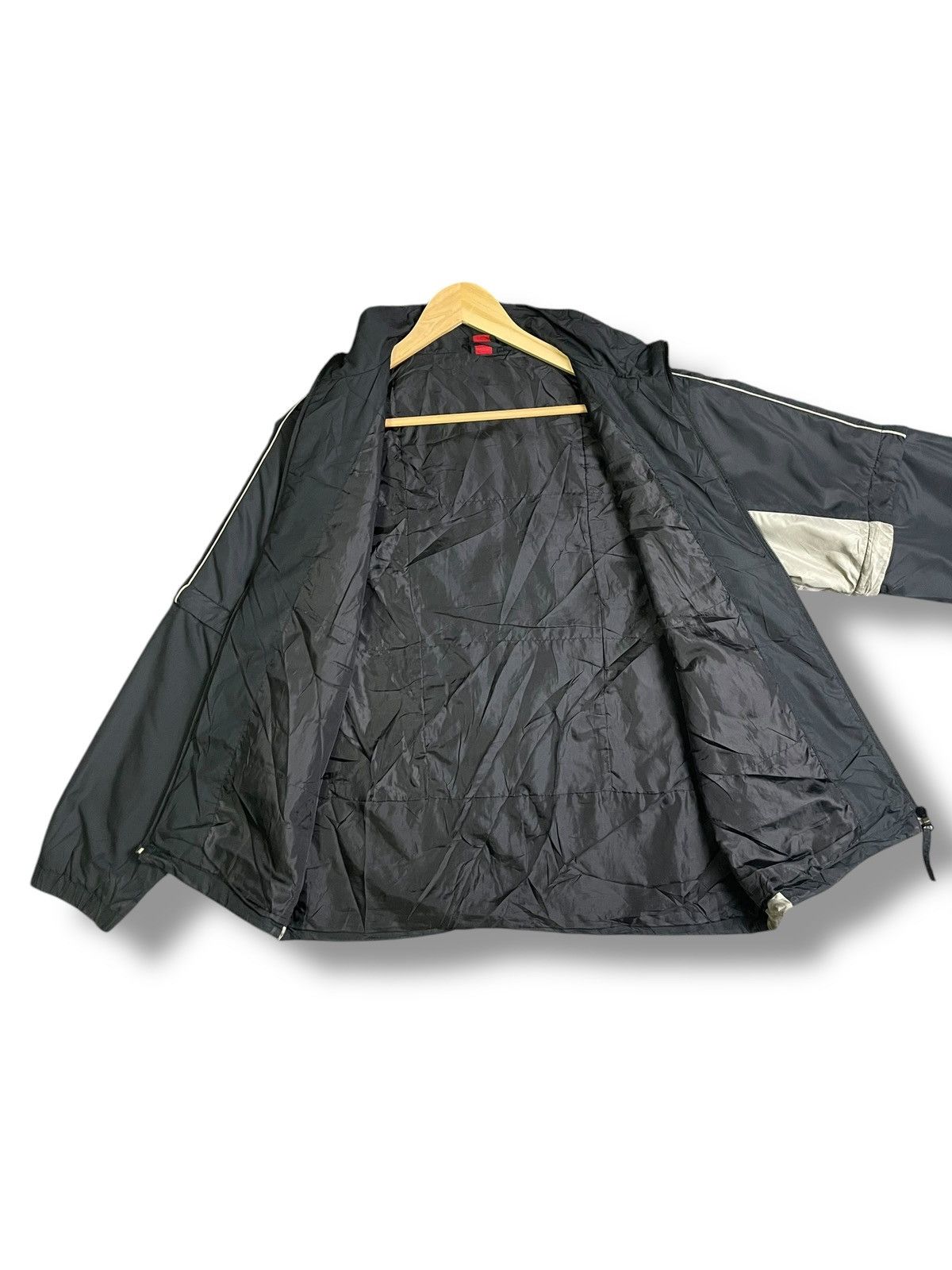 Japanese Brand × Mizuno × Vintage T-Zoid x Mizuno Men’s Windbreaker (39) Size US M / EU 48-50 / 2 - 2 Thumbnail