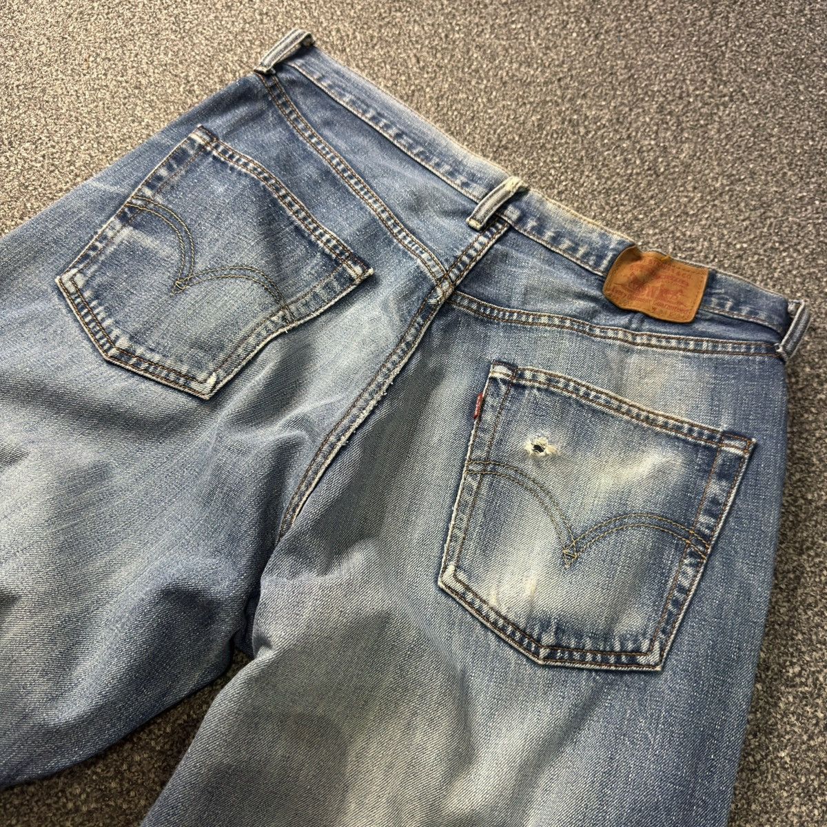 Engineered Garments × Levi's Vintage 90s Levis 504-B3 Distressed Faded Aging Denim USA Size US 34 / EU 50 - 8 Thumbnail