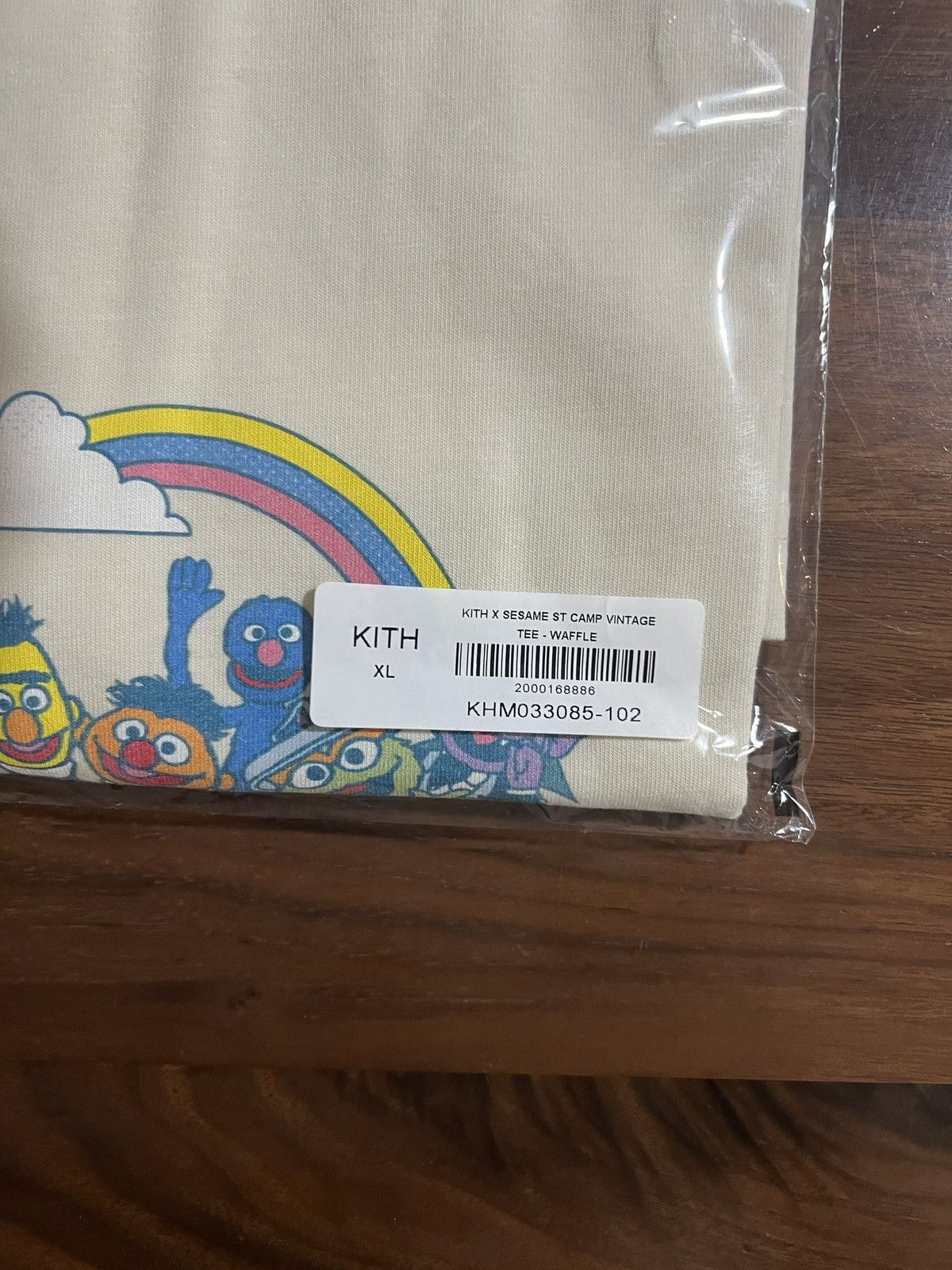 Kith Kith for Sesame Street Camp Vintage Tee in Waffle Size XL Size US XL / EU 56 / 4 - 7 Thumbnail