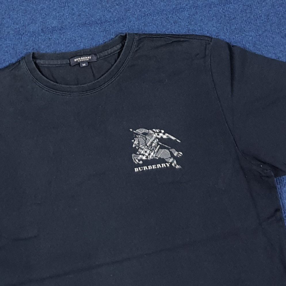 Burberry Vintage Burberry Equestrian Knight Design Tshirt C285N54 Size US M / EU 48-50 / 2 - 4 Thumbnail