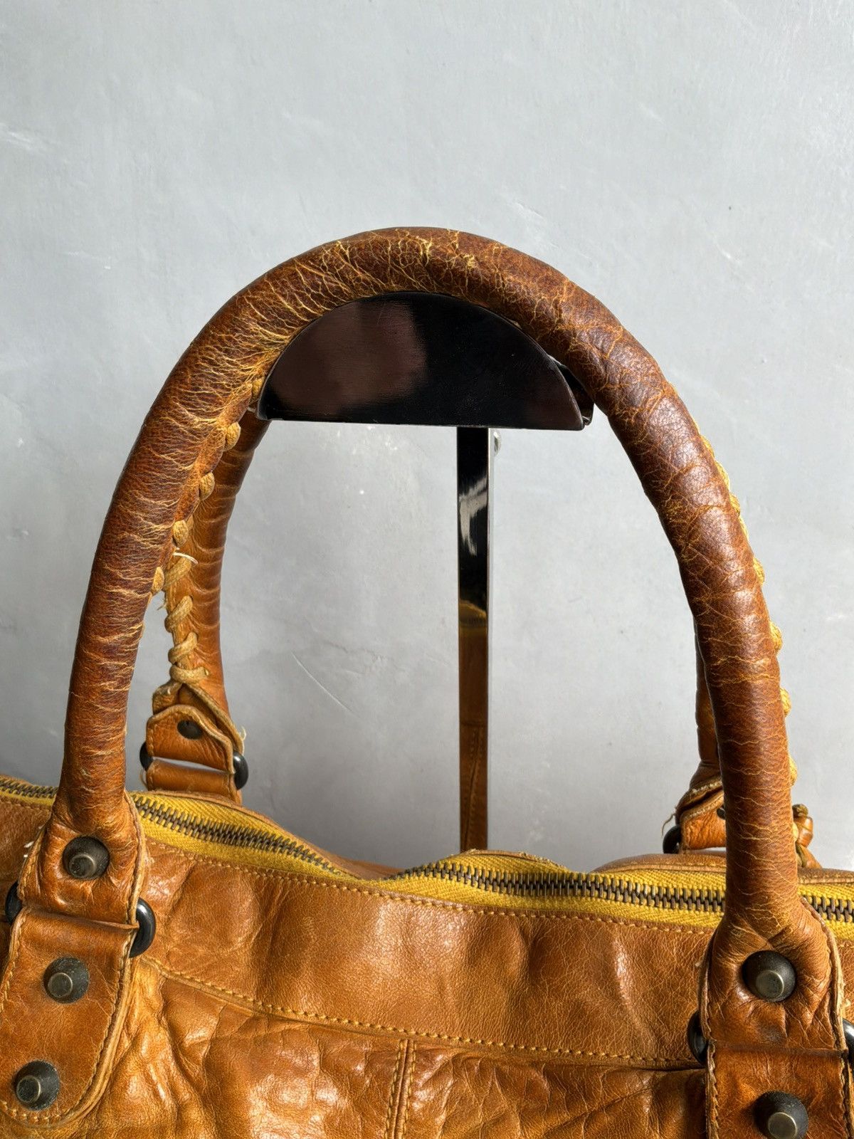 Balenciaga Balenciaga - Weekender - Lambskin Leather Bag Size ONE SIZE - 14 Thumbnail
