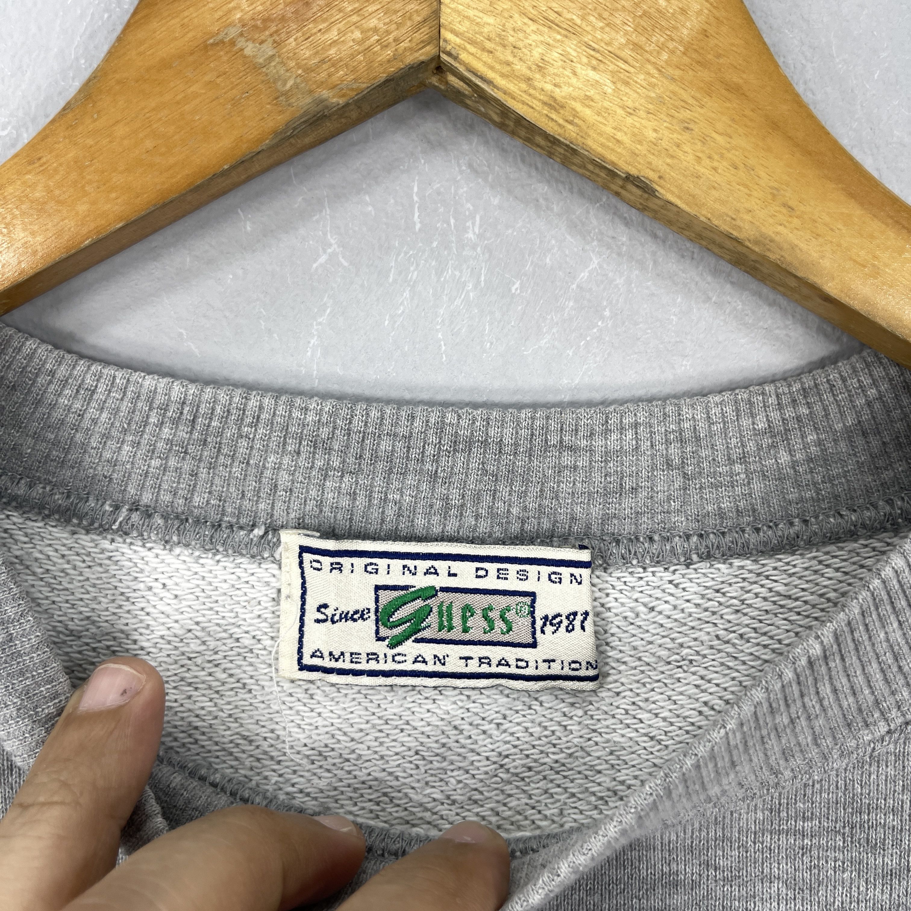 Guess Vintage GUESS JEANS Spellout Big Logo Printed Sweatshirt Size US L / EU 52-54 / 3 - 5 Thumbnail
