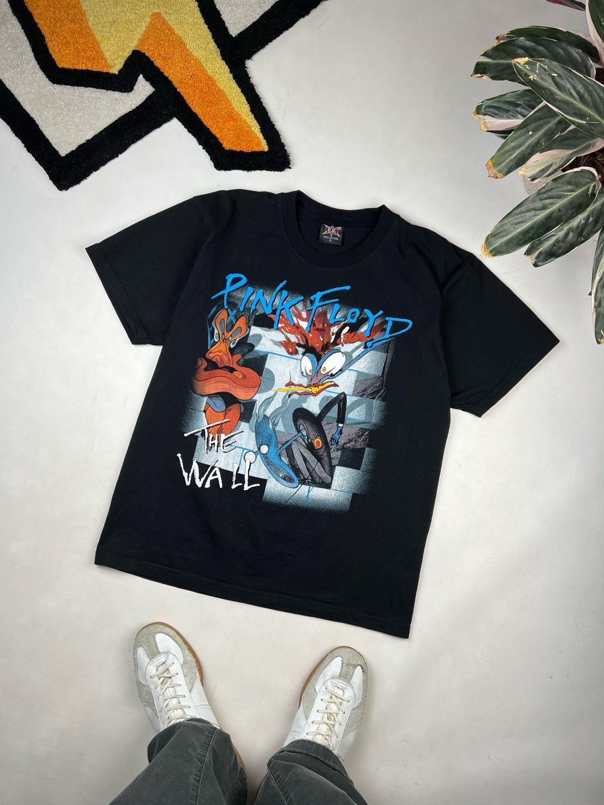 Band Tees × Vintage Vintage Pink Floyd The Wall t-shirt (Black Sabbath) Size US L / EU 52-54 / 3 - 1 Thumbnail