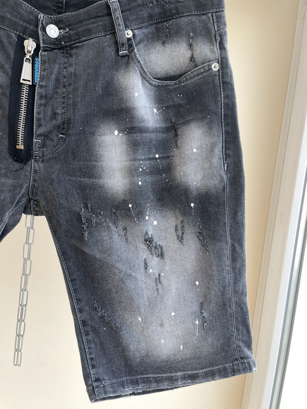 Dsquared2 Dsquared2 Distressed Washed Denim Paint-Splattered Shorts 50 Size US 34 / EU 50 - 11 Thumbnail