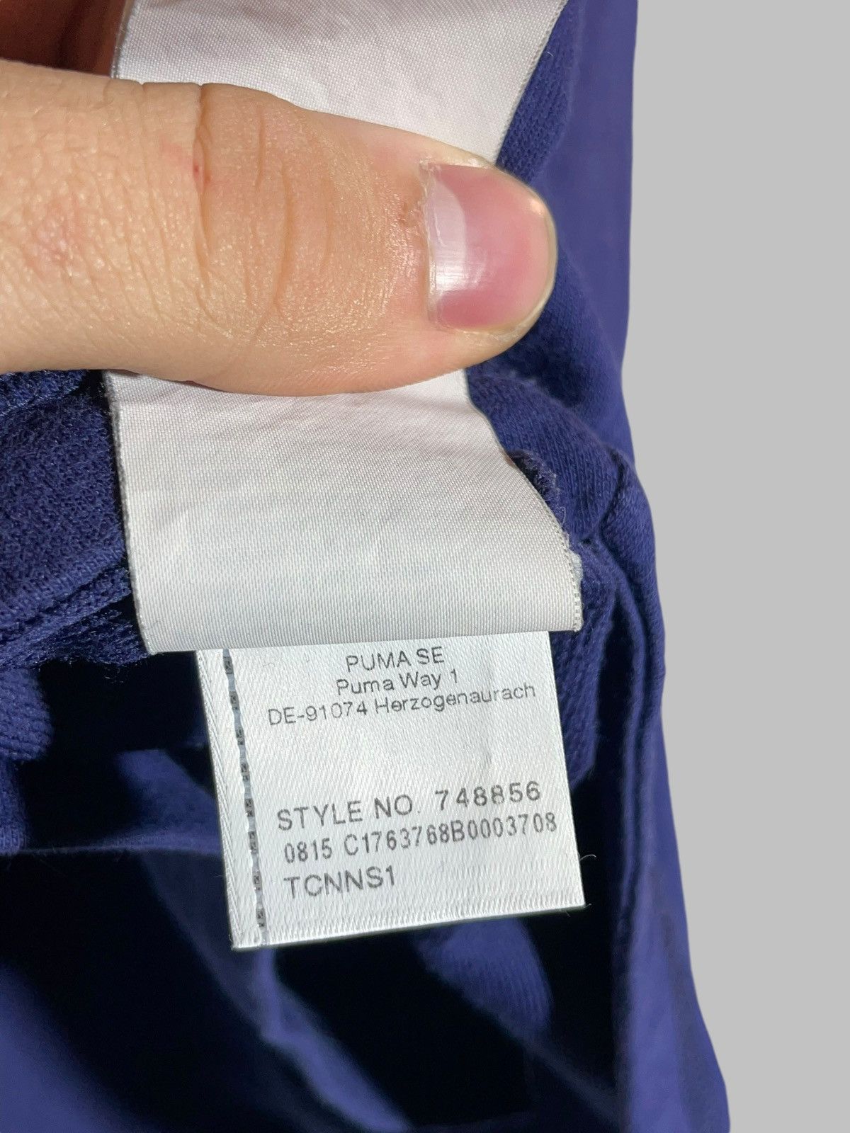 Puma National Team Italy Training Reflective Logo Puma Vintage Size US L / EU 52-54 / 3 - 11 Thumbnail