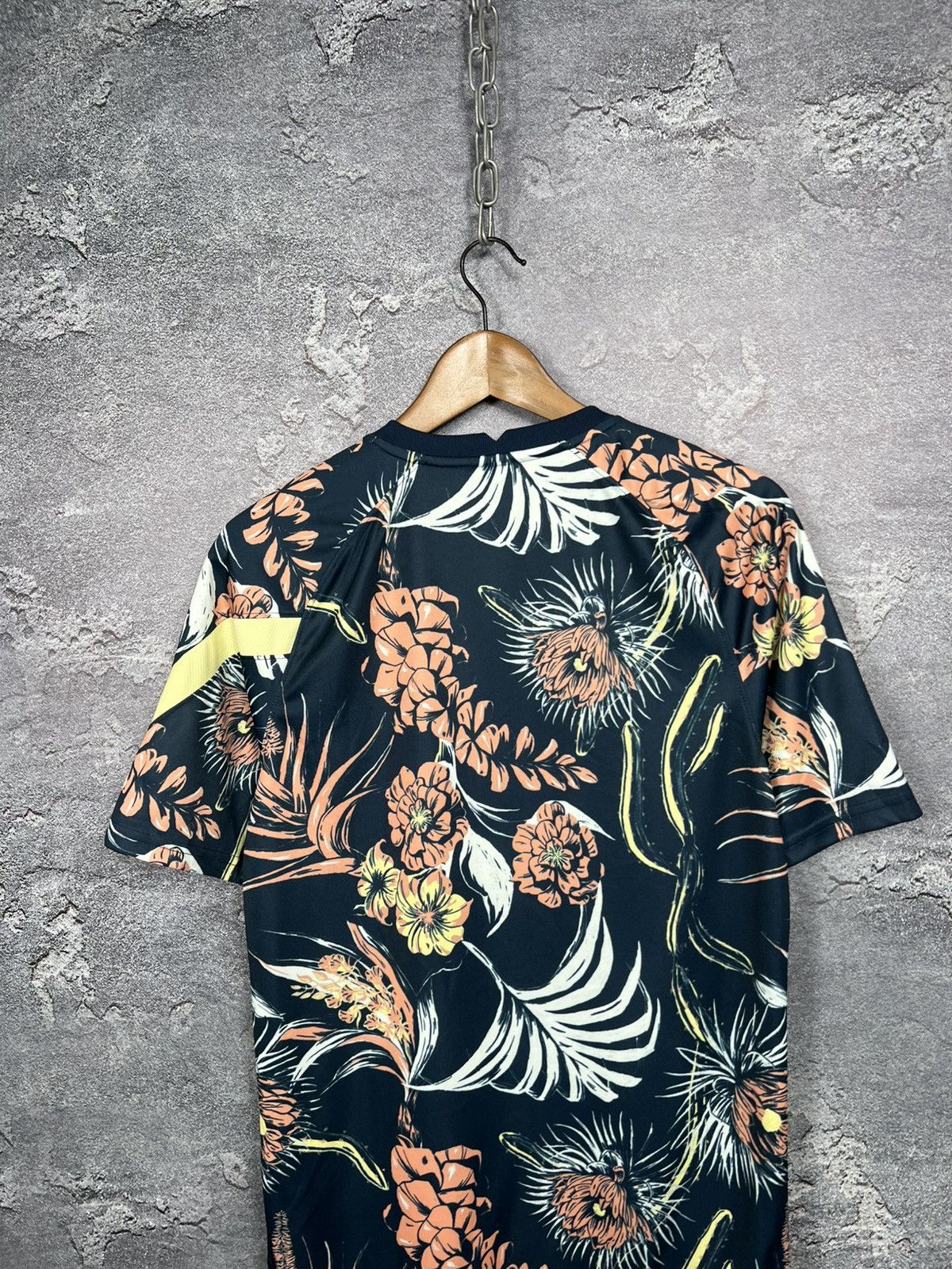 Nike Nike Club America 2021 All Over Floral Print Trainig Jersey Size US S / EU 44-46 / 1 - 10 Thumbnail