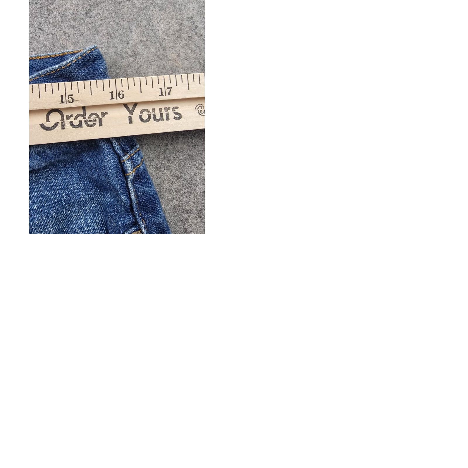 Eddie Bauer VINTAGE Eddie Bauer Jeans Men 34x30 Blue 100% Cotton Slim Straight Denim 5-Pocket Modern Regular Mens Size US 34 / EU 50 - 9 Thumbnail