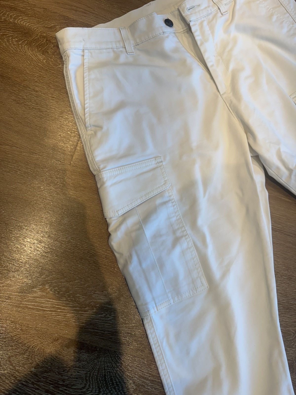 Eleventy Eleventy Cream Tapered Cargo Pants Size US 33 - 5 Thumbnail