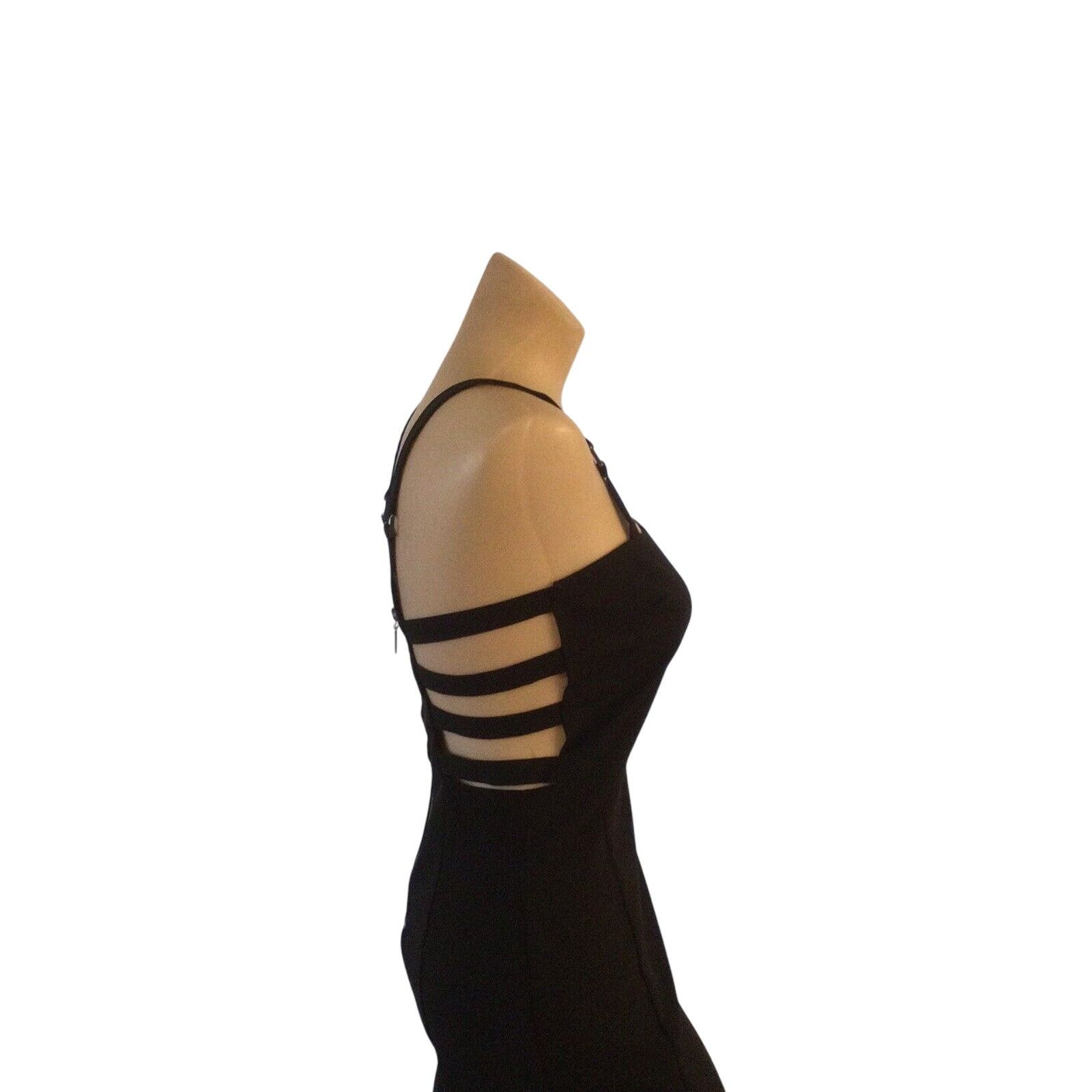 Other Charlotte Russe Black Side/Back Cut Out Dress Size Small Size S / US 4 / IT 40 - 6 Thumbnail