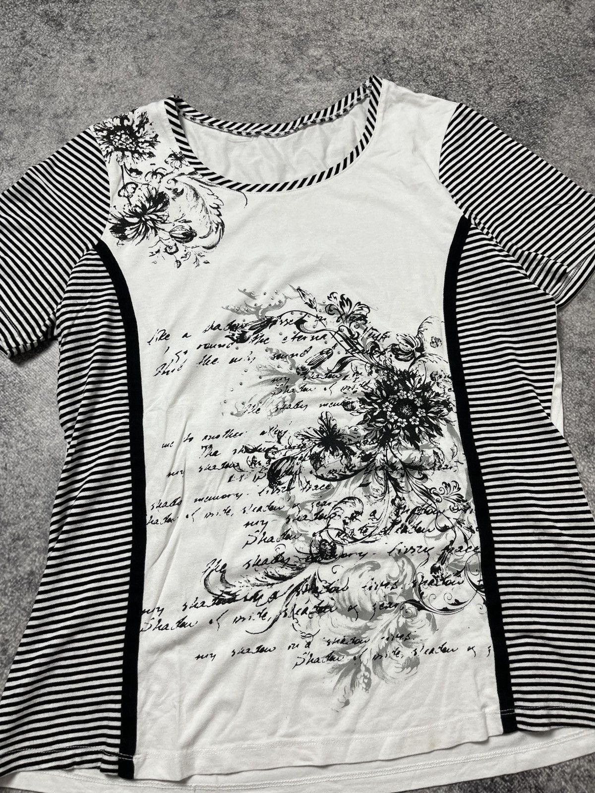 Hysteric Glamour 🔥00'S JUNIA WATANABE POEM JAPANESE VIBE T SHIRT FLOWER TEE Size L / US 10 / IT 46 - 3 Thumbnail
