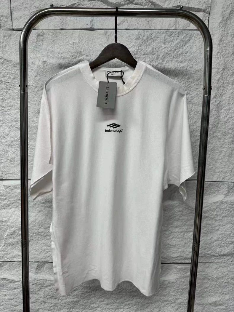 Balenciaga White chest 3 B short sleeve