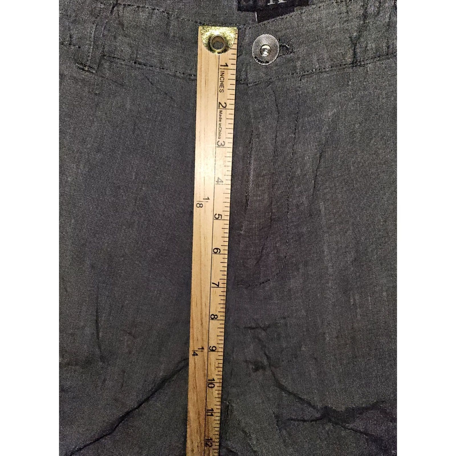 Calvin Klein Calvin Klein Cargo Shorts Mens 34 Gray Mid Rise Casual Workwear Cargo Pocket Flat Front Logo Zipper Button Cotton 10in Inseam Regular Mens Size US 34 / EU 50 - 4 Thumbnail