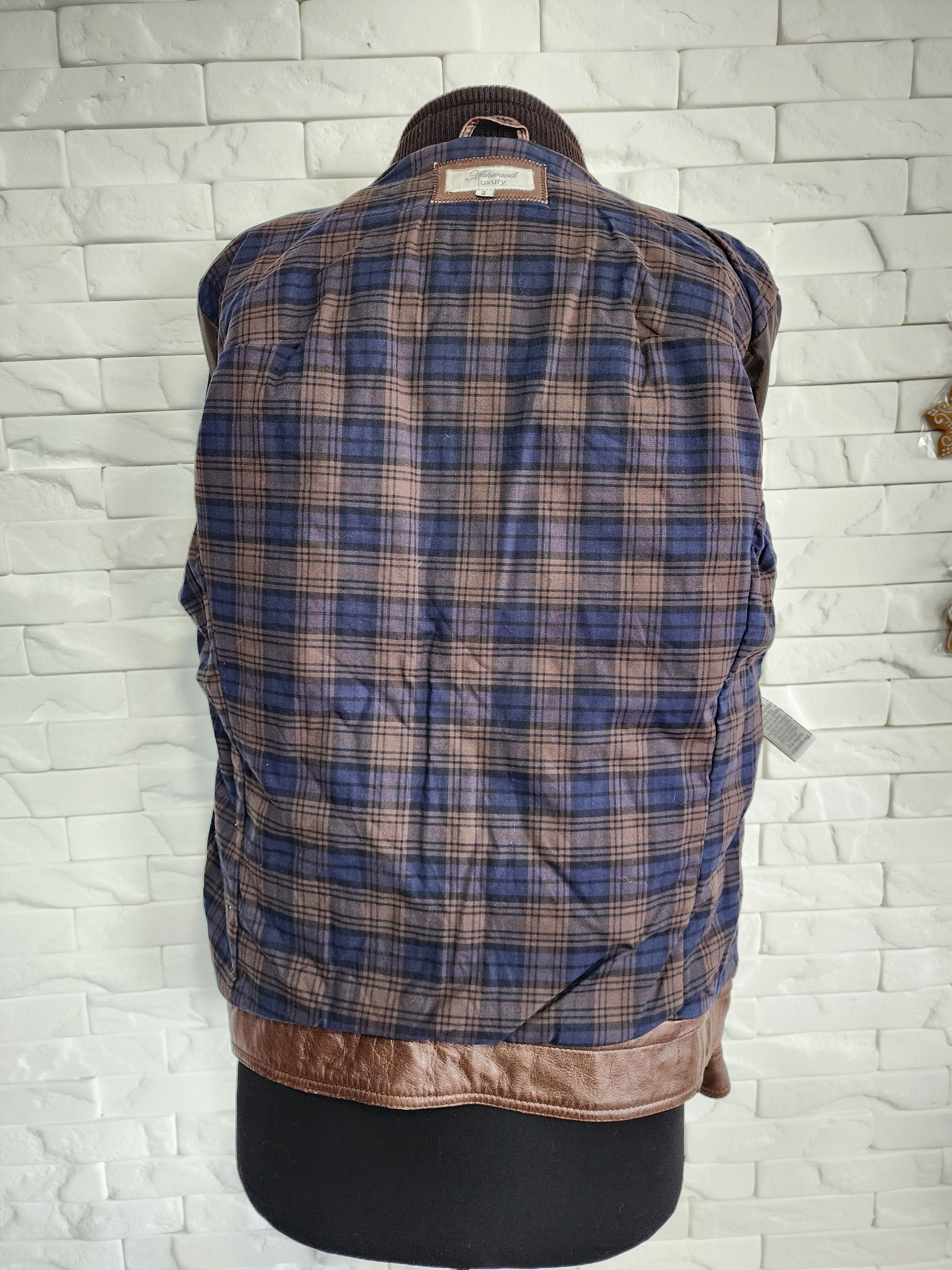 Other Men's Brown Genuine Leather Jacket: Zip Pockets Size US M / EU 48-50 / 2 - 7 Thumbnail