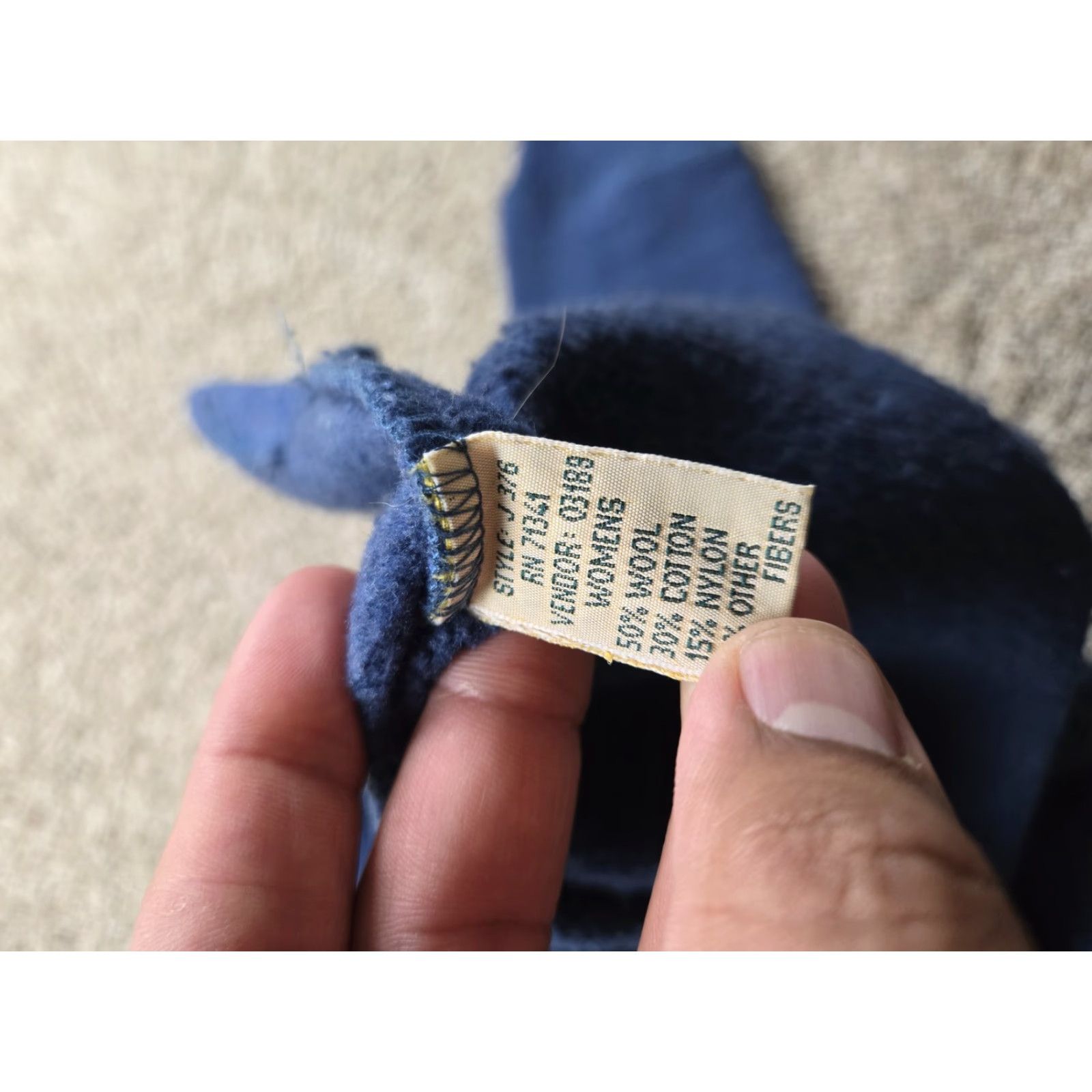 Vintage VINTAGE L.L.Bean Sweater Womens Small Blue Half Zip Pullover Wool Blend 90s Size S / US 4 / IT 40 - 7 Thumbnail
