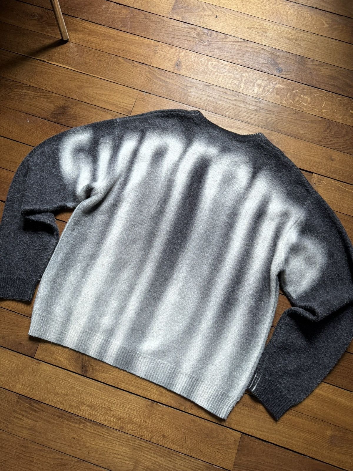 Supreme supreme blurred logo sweater black FW23 Size US S / EU 44-46 / 1 - 7 Thumbnail