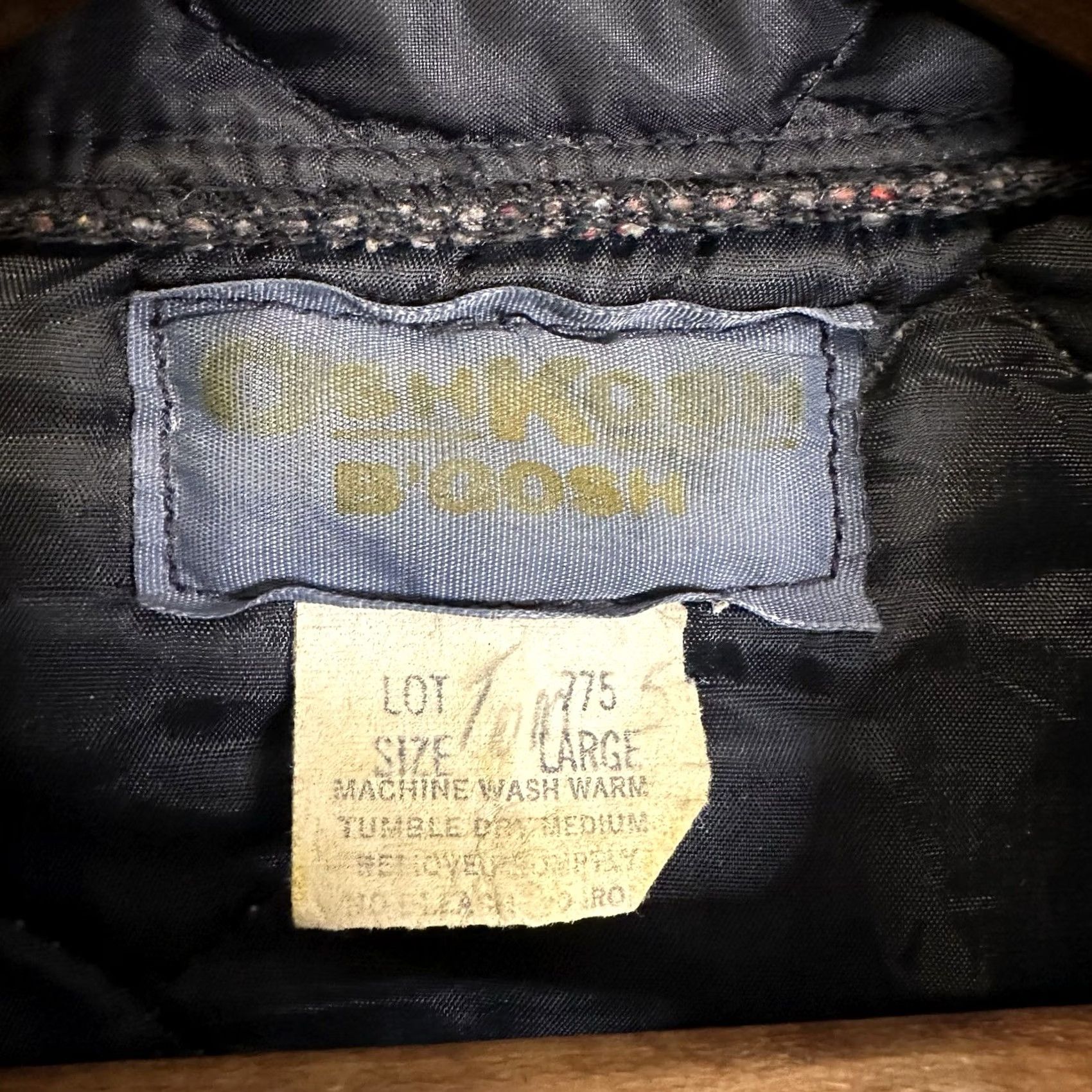 Vintage VINTAGE OshKosh B'gosh Jacket Mens Windbreaker Full Zip Collared Quilted Black L Distressed Mid-Length Size US L / EU 52-54 / 3 - 3 Thumbnail