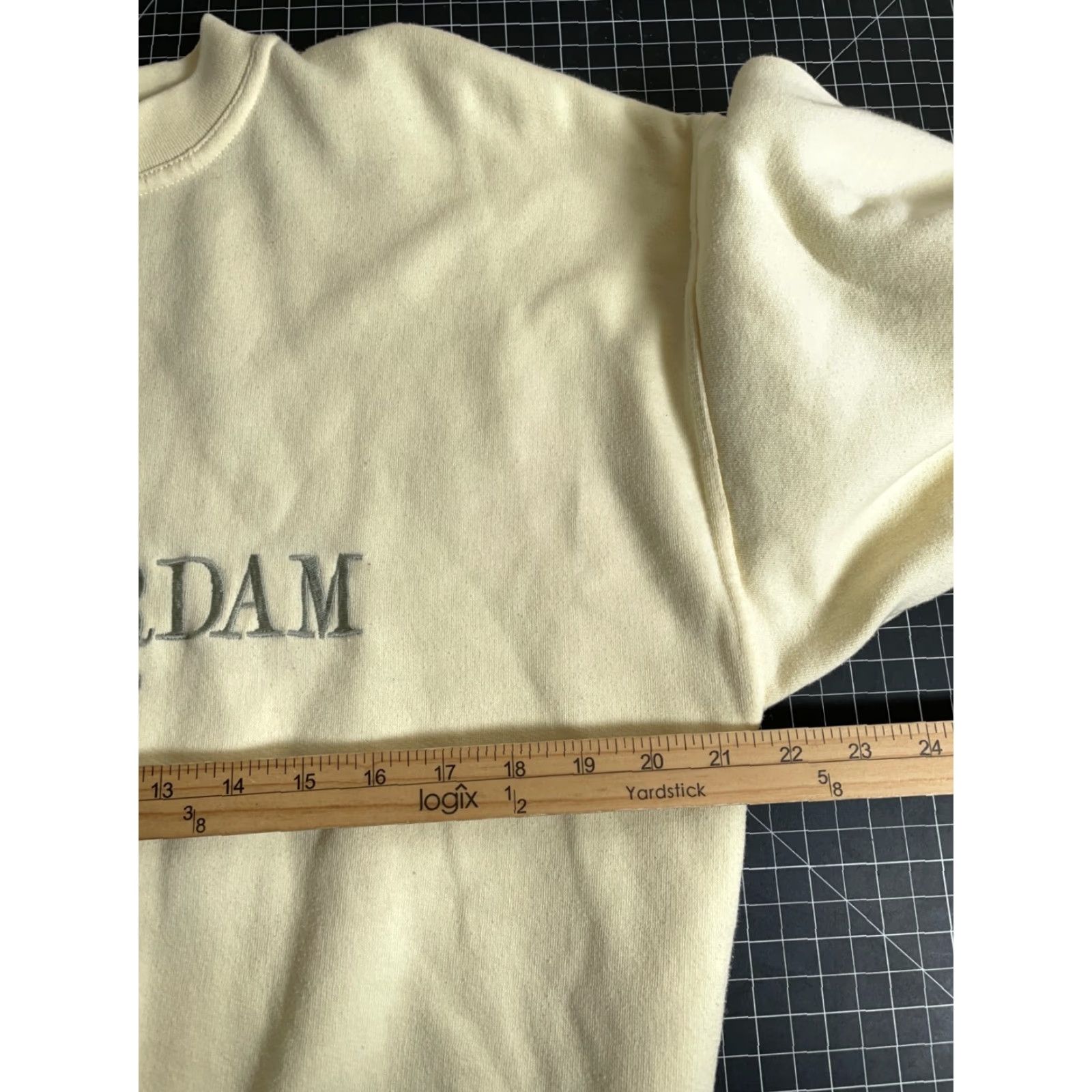 Vintage VINTAGE Amsterdam Holland Sweatshirt Adult Large Pale Yellow Embroidered Crewneck Mens Regular Logo Graphic Print 90s Retro Countries Size US L / EU 52-54 / 3 - 5 Thumbnail