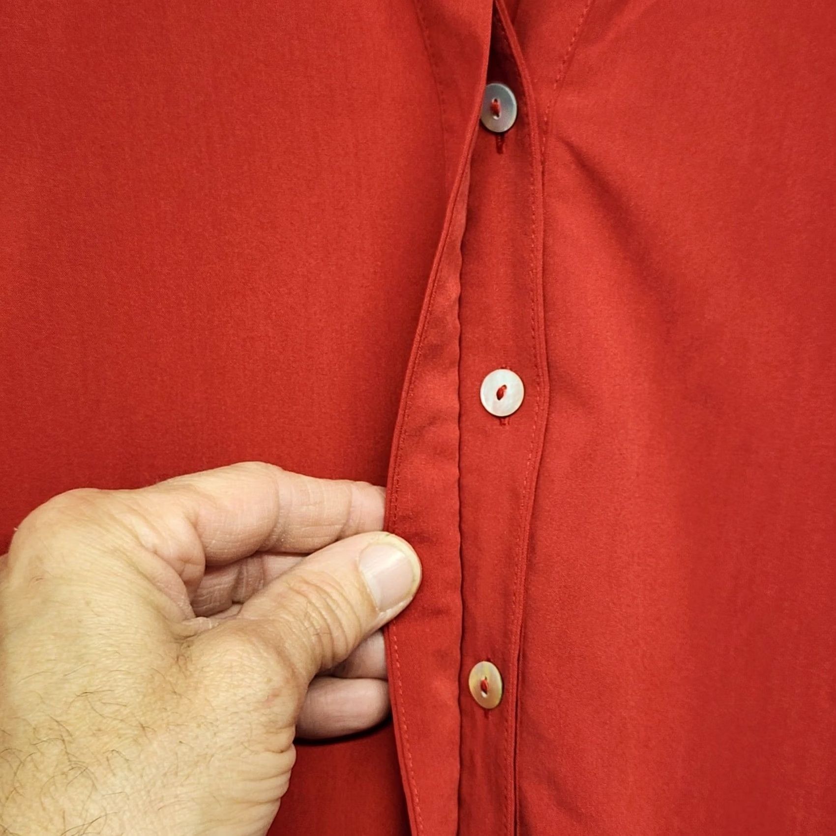 Vintage Chicos Top Womens Large Red Long Sleeve Button-Up Office Career Shirt, Button Size L / US 10 / IT 46 - 7 Thumbnail