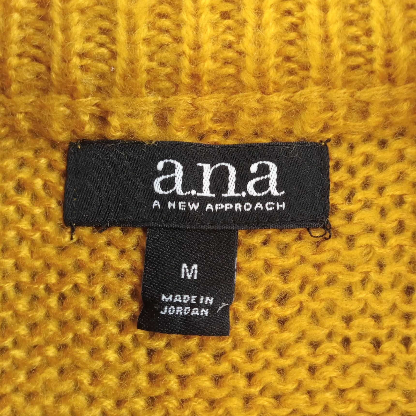 Talbots Talbots Yellow Sweater Womens Medium Long Sleeve Pullover Knit Classic Casual Size M / US 6-8 / IT 42-44 - 5 Thumbnail