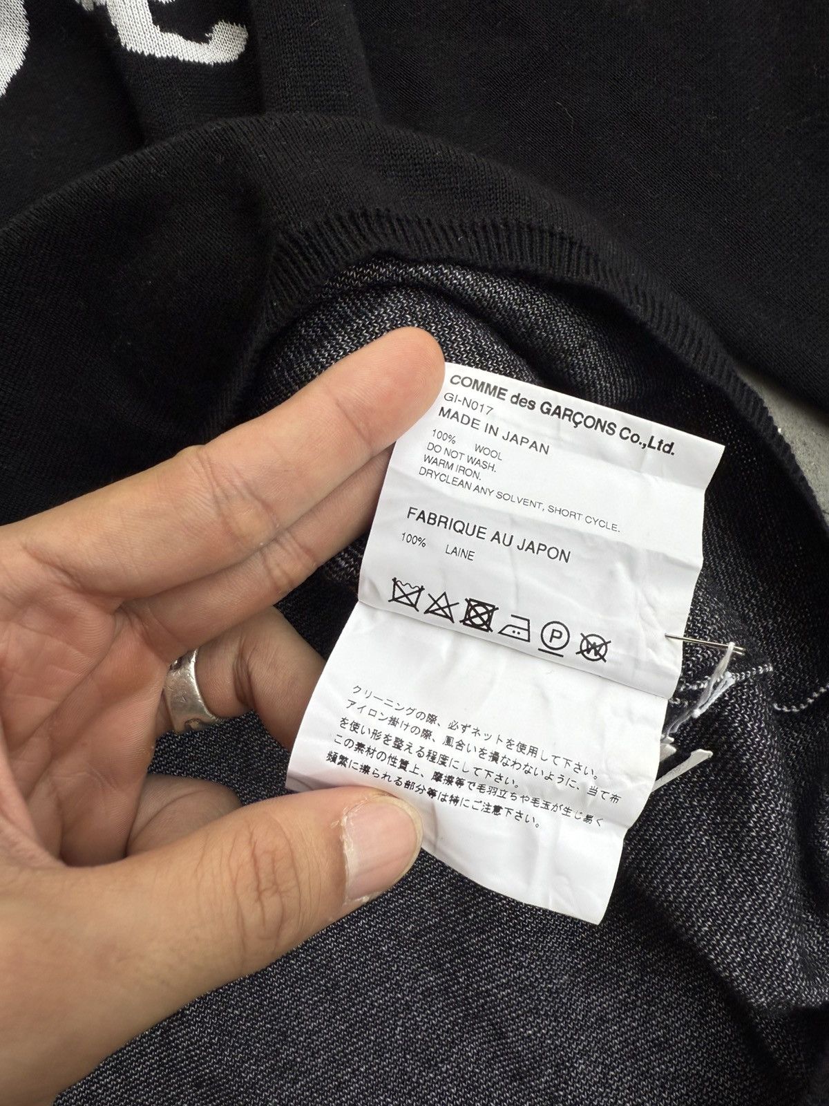 Comme des Garcons Comme des Garcons Spell Out Baggy Knitwear Size US M / EU 48-50 / 2 - 7 Thumbnail