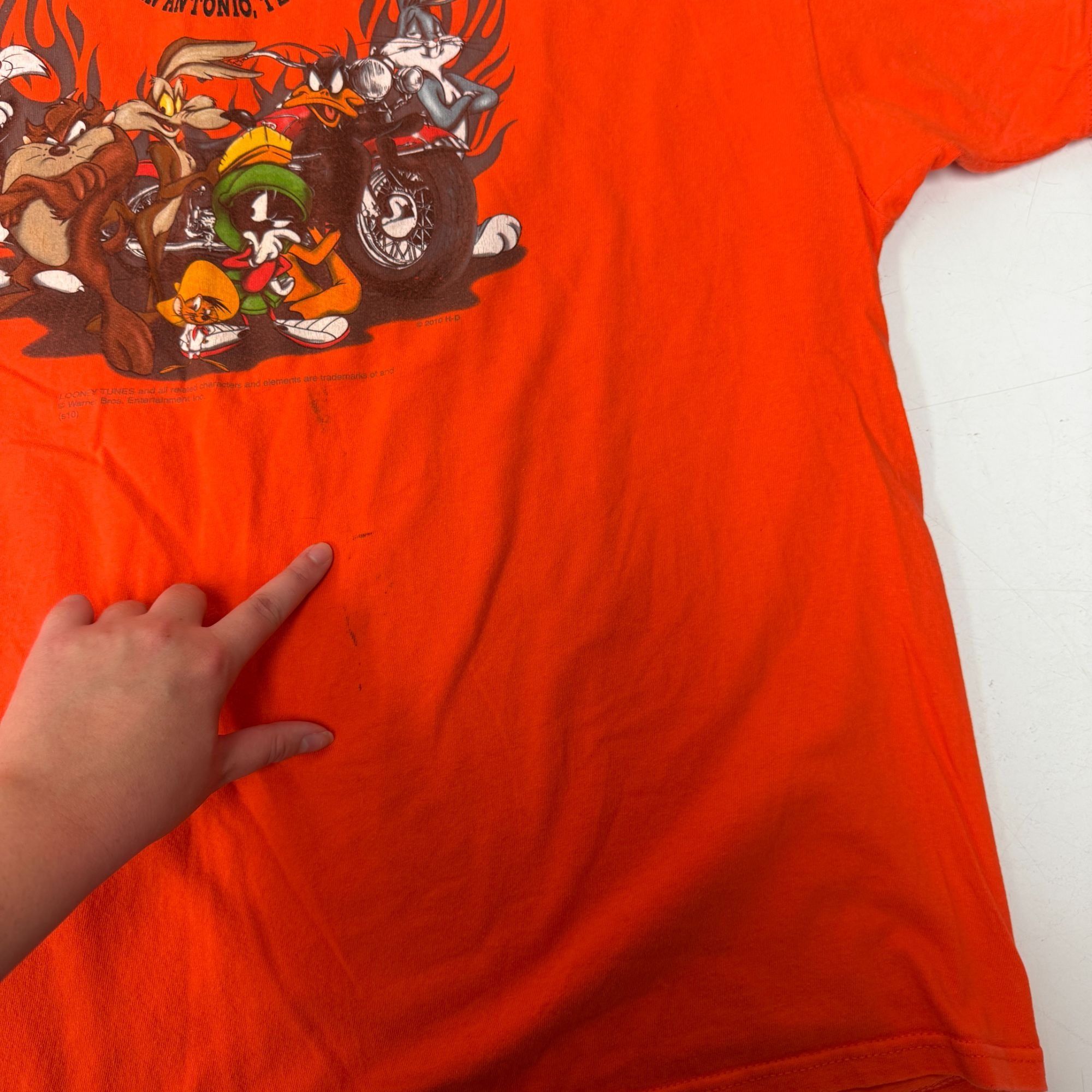 Harley Davidson LOONEY TUNES Crew San Antonio TEXAS Motorcycle Biker T Shirt Size US XXL / EU 58 / 5 - 10 Thumbnail