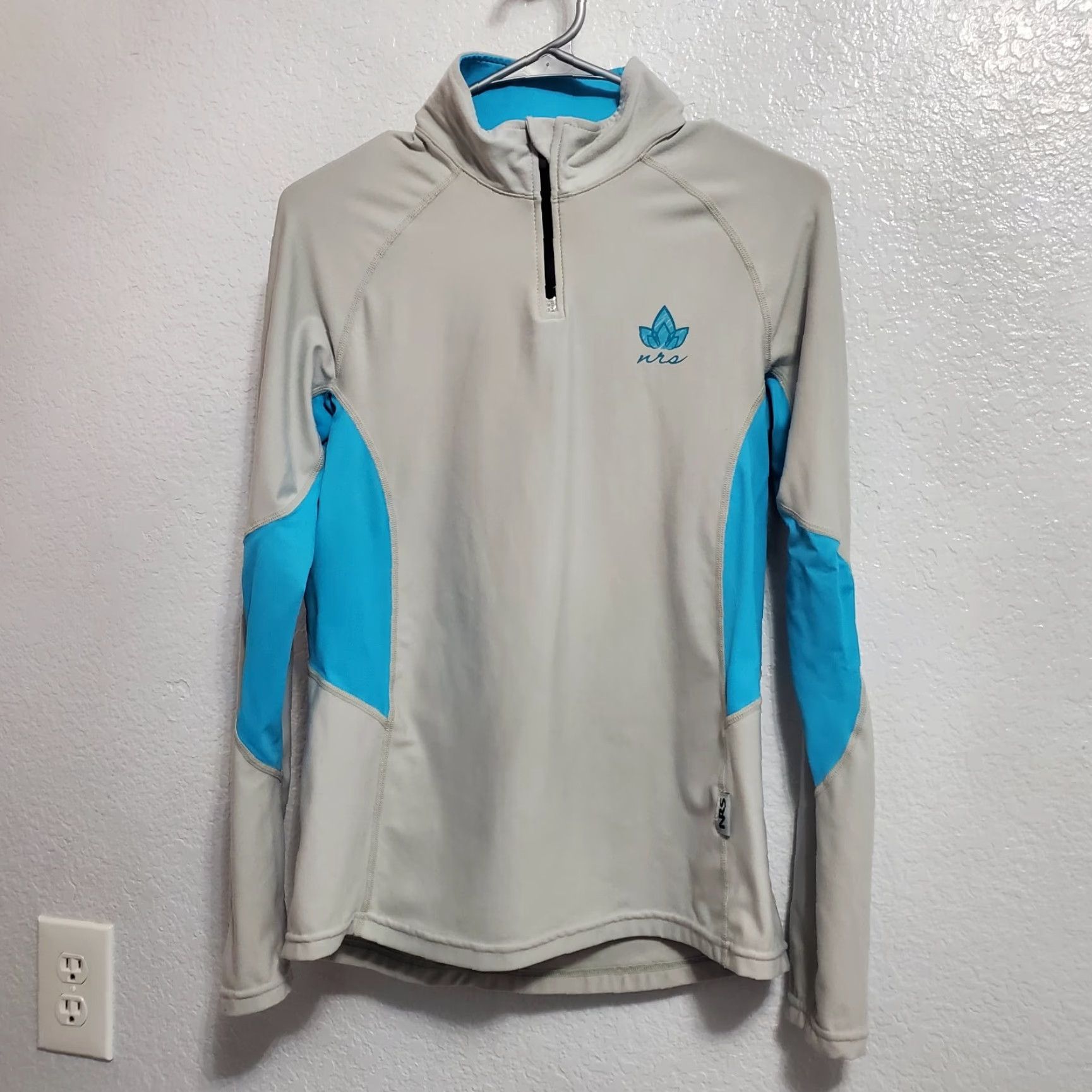 Vintage NRS Womens H2Core Lightweight 1/4 Zip Pullover Gray Blue Long Sleeve L Shirt Mens Size L / US 10 / IT 46 - 2 Thumbnail
