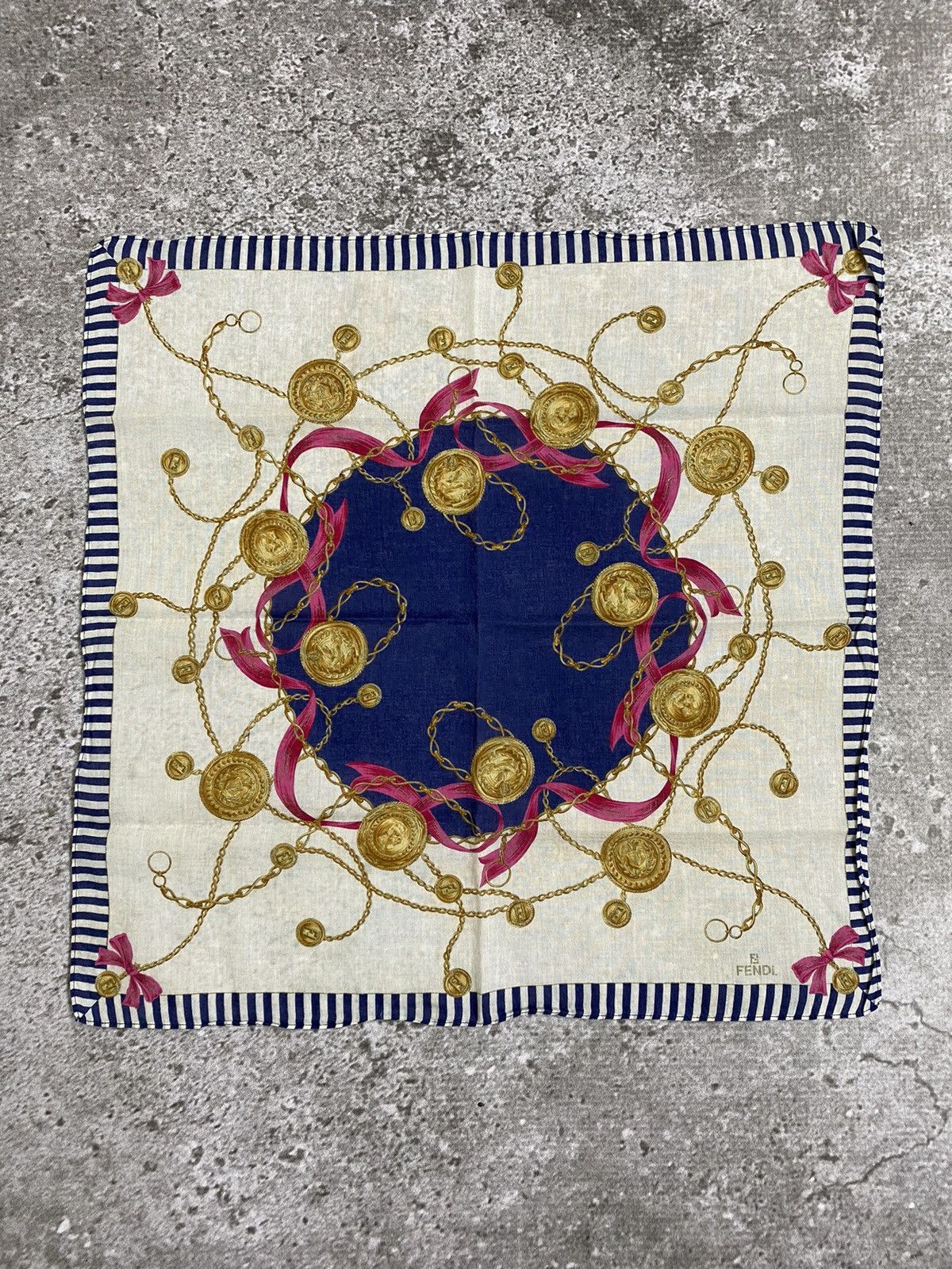 Fendi Fendi Handkerchief / Bandana / Neckerchief Size ONE SIZE - 2 Thumbnail