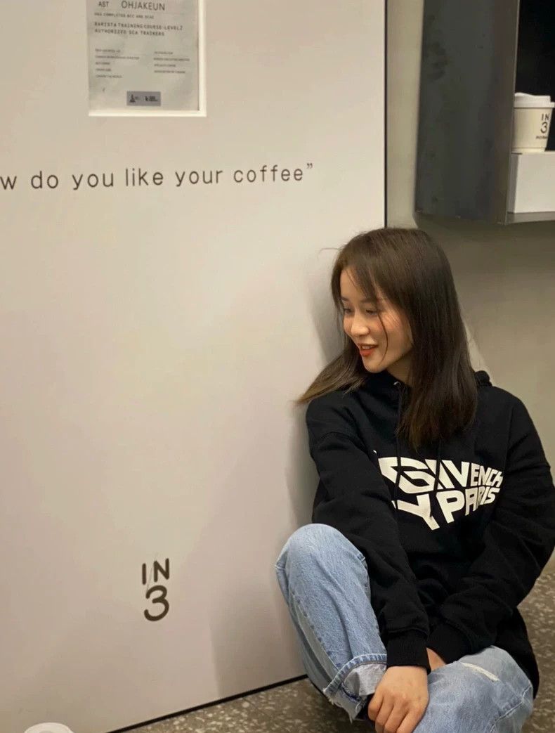 Other Givenchy Large logo black hooded long-sleeved sweater, uni Size US XS / EU 42 / 0 - 6 Thumbnail