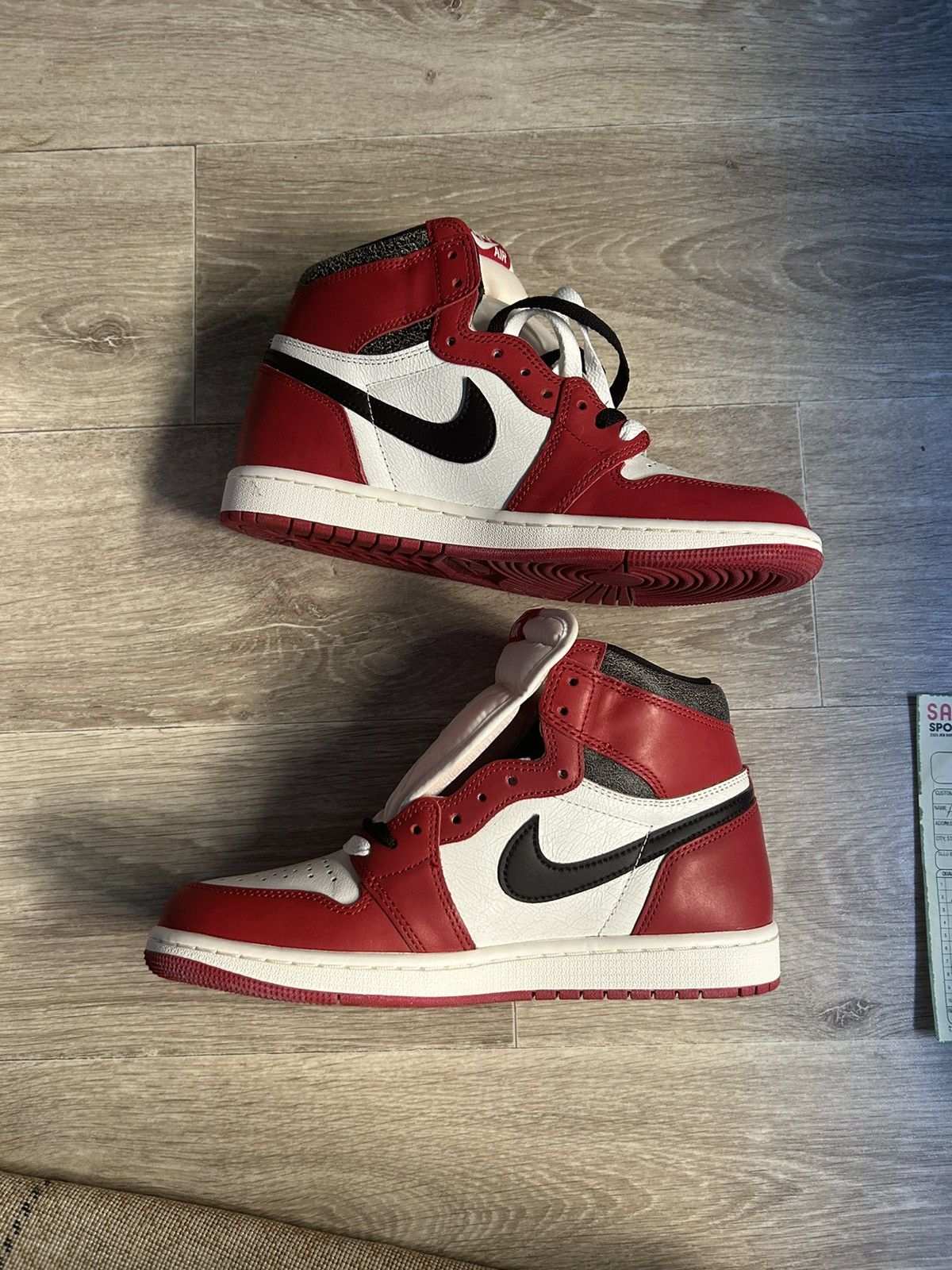 Jordan Brand Jordan 1 Chicago Lost and Found Size US 8.5 / EU 41-42 - 13 Thumbnail