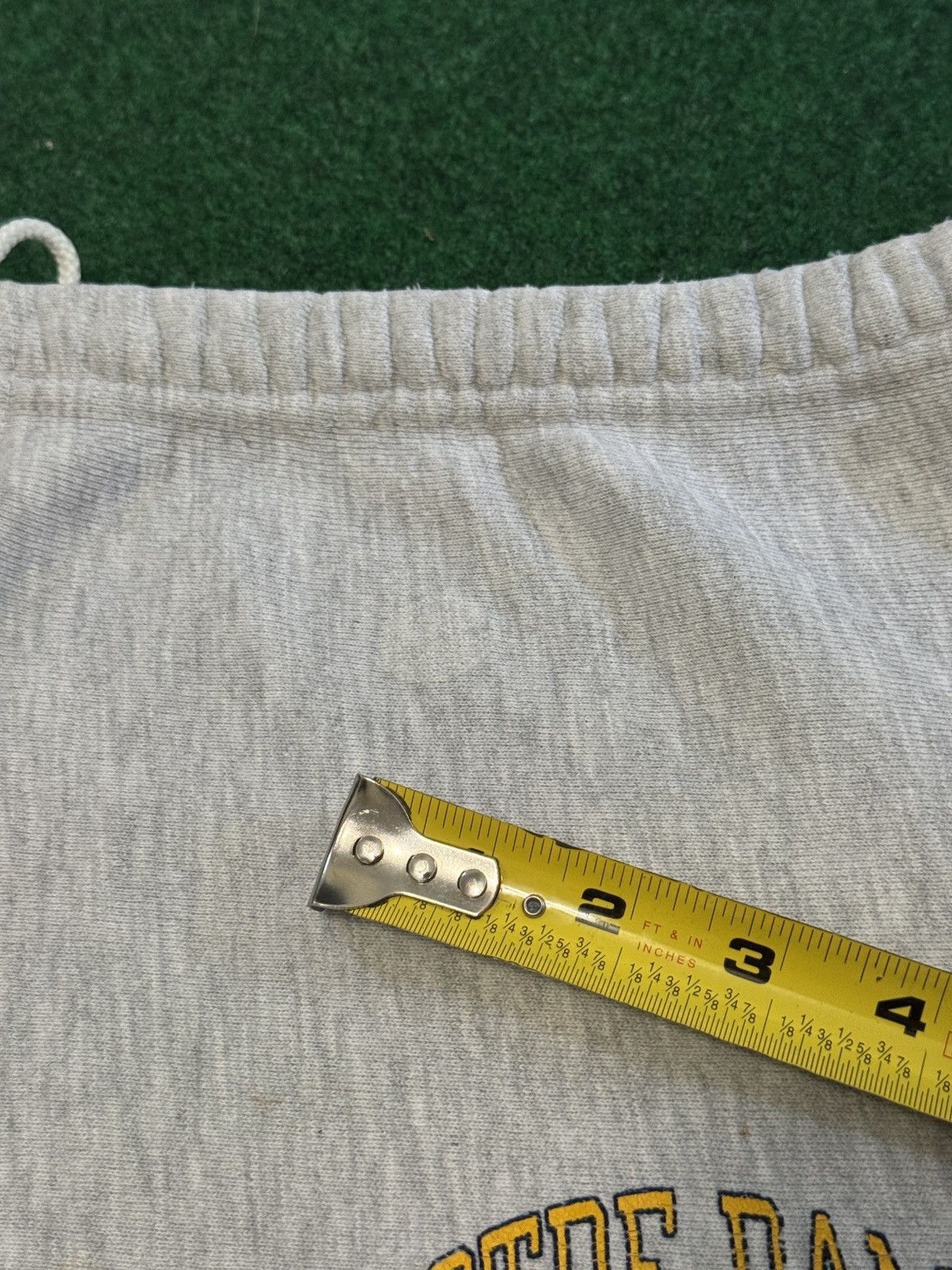 Champion Vintage 90s Notre Dame Champion Reverse Weave 34x36 Joggers Size US 34 / EU 50 - 11 Thumbnail