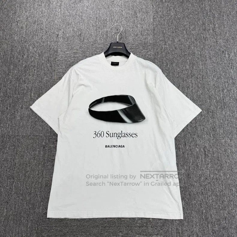 Balenciaga Balenciaga SS25 Printed Short Sleeve. Size US XS / EU 42 / 0 - 1 Thumbnail