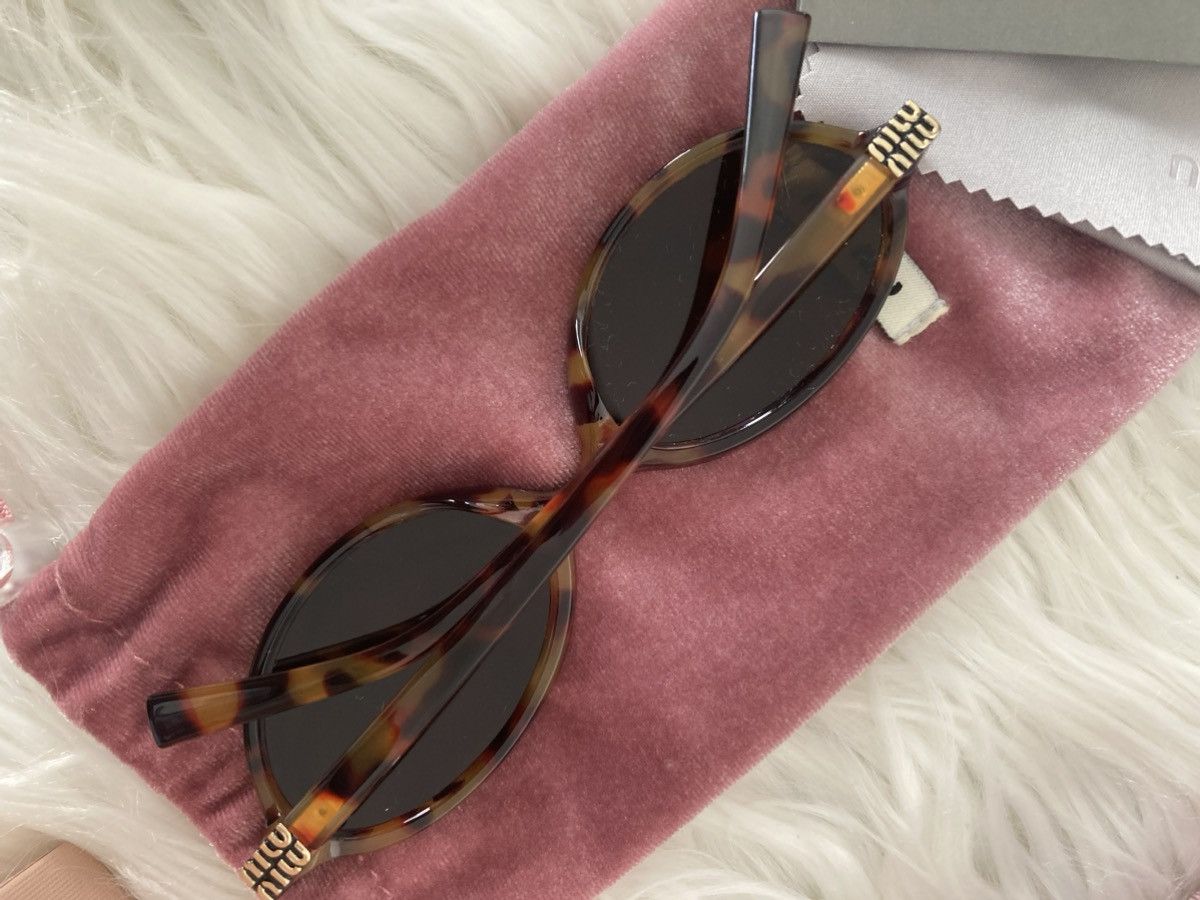 Miu Miu Miu Miu oval sunglasses Size ONE SIZE - 2 Thumbnail