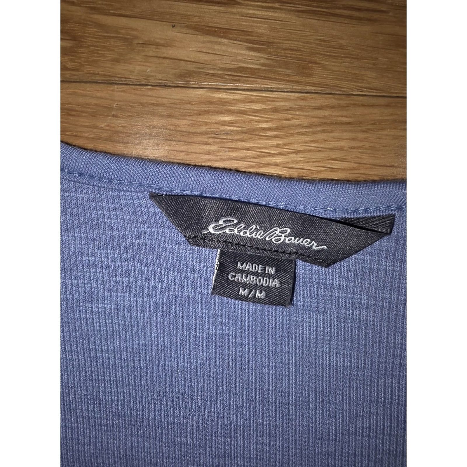 Eddie Bauer Eddie Bauer Henley T-Shirt Long Sleeve Snap Blue Medium Womens L Size L / US 10 / IT 46 - 7 Thumbnail