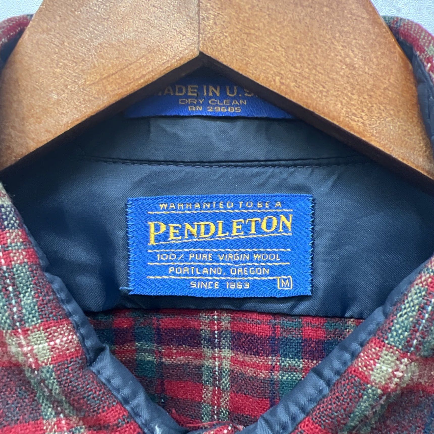 Pendleton Pendleton Red Wool Plaid Button-Up Shirt Mens Size M Size US M / EU 48-50 / 2 - 3 Thumbnail