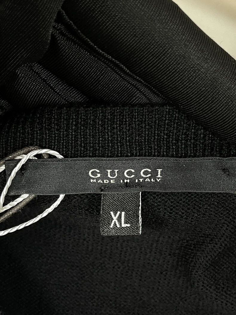 Gucci Gucci Black Warrior Embroidery Logo V-neck Wool Sweater 250 Size US XL / EU 56 / 4 - 5 Thumbnail