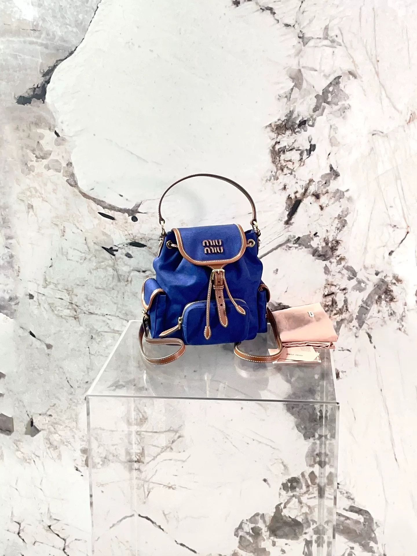 Miu Miu Pre-loved Bag Very good condition Size ONE SIZE - 1 Thumbnail