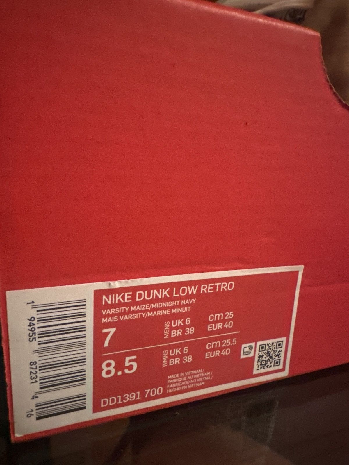 Nike nike dunks - michigan Size US 7 / EU 40 - 7 Thumbnail
