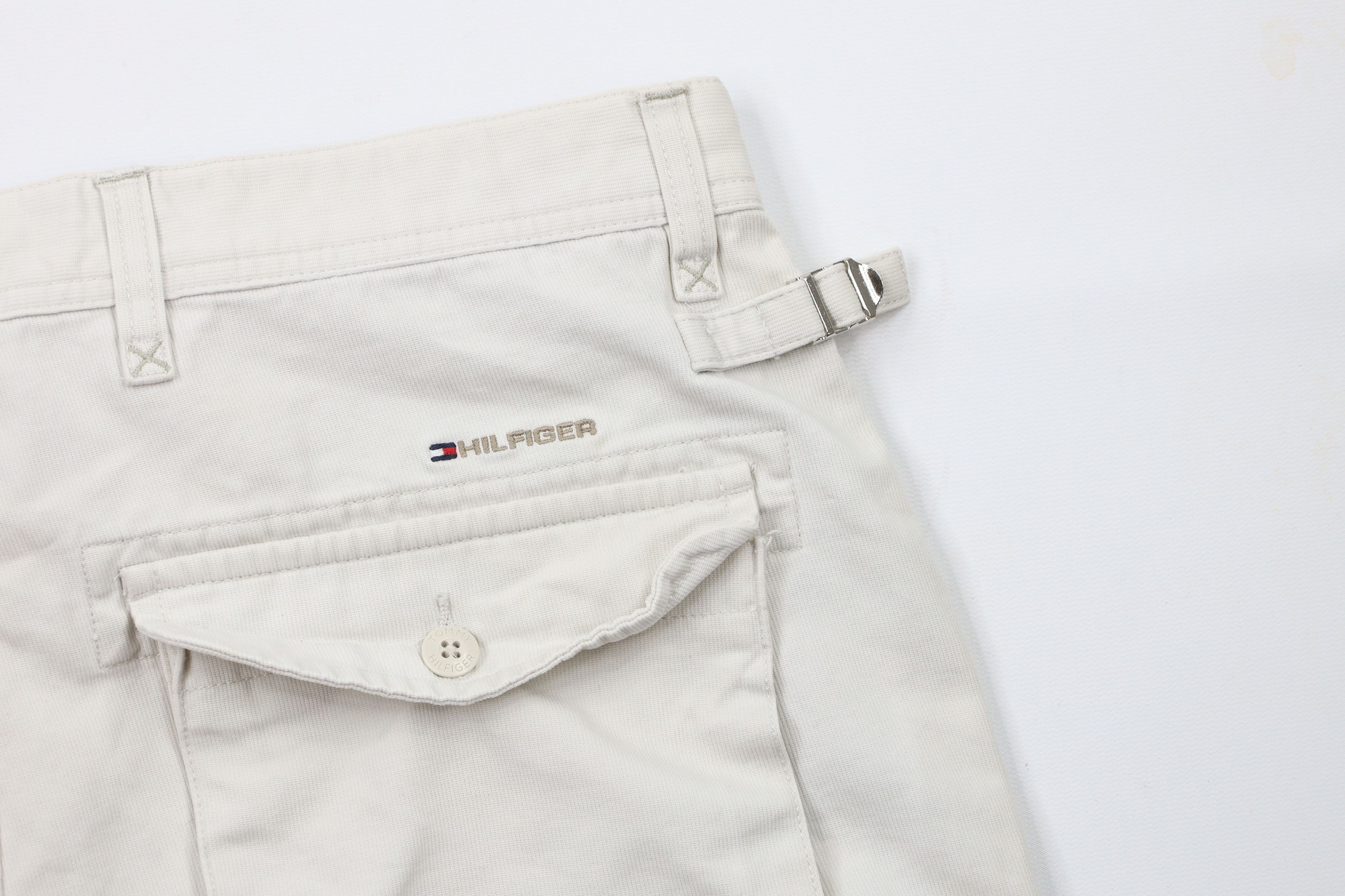 Tommy Hilfiger × Vintage Vintage 90s Tommy Hilfiger Ribbed Side Buckle Cargo Shorts Size US 34 / EU 50 - 13 Thumbnail