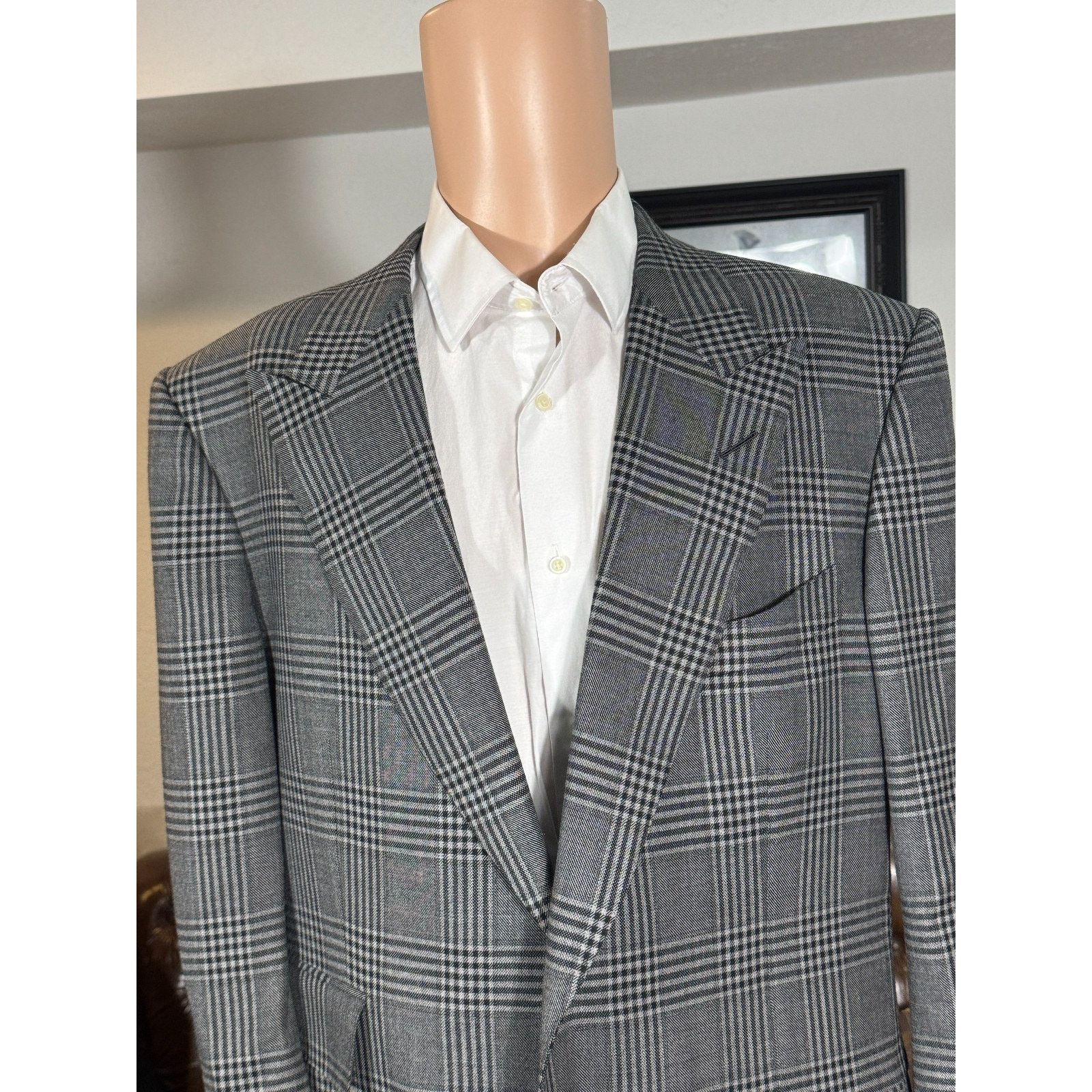 Tom Ford Tom Ford Gray Plaid Peak Lapel Wool Blazer 56R 46R US Size 46R - 3 Thumbnail