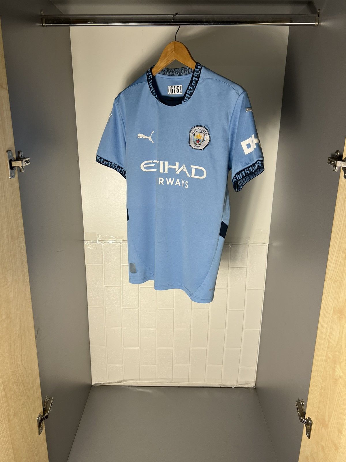Puma VINTAGE PUMA FC MANCHESTER CITY ENGLAND SOCCER JERSEY RETRO Size US M / EU 48-50 / 2 - 5 Thumbnail