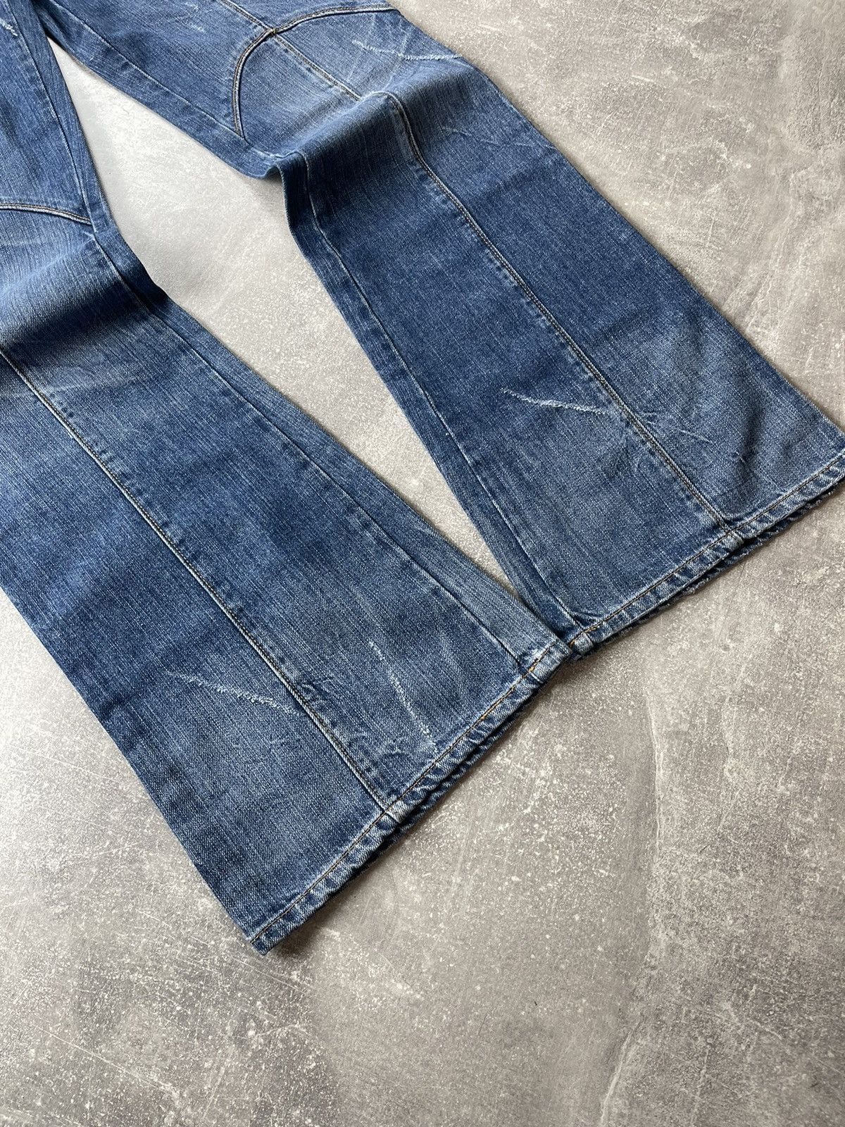 Dolce & Gabbana Dolce & Gabbana Distressed Flared Jeans Y2K Designer Denim Size 32" / US 10 / IT 46 - 7 Thumbnail