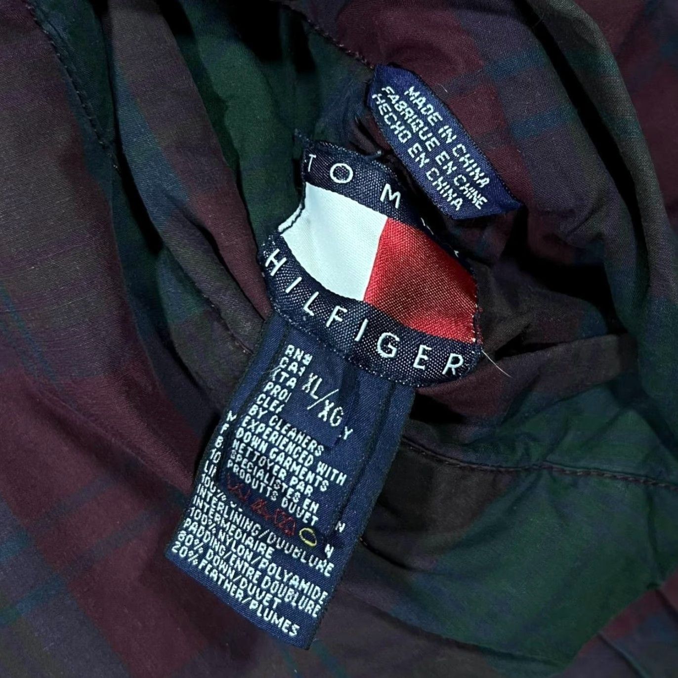Tommy Hilfiger Vintage Tommy Hilfiger Check Colour Block Reversible Down Puffer Jacket XL Mens Jacket Bomber Coat Size US XL / EU 56 / 4 - 4 Thumbnail