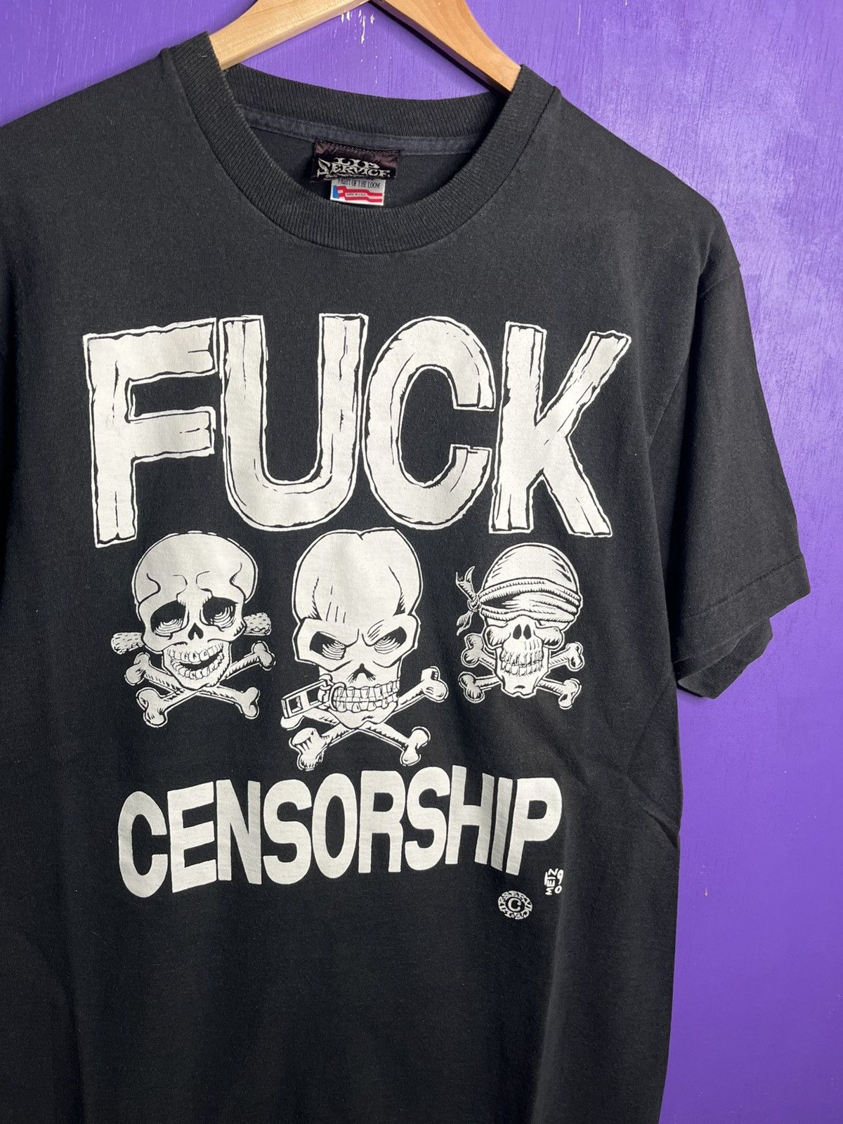 Vintage Vintage 1990 Lip service fuck Censorship skulls t-shirt Size US L / EU 52-54 / 3 - 3 Thumbnail