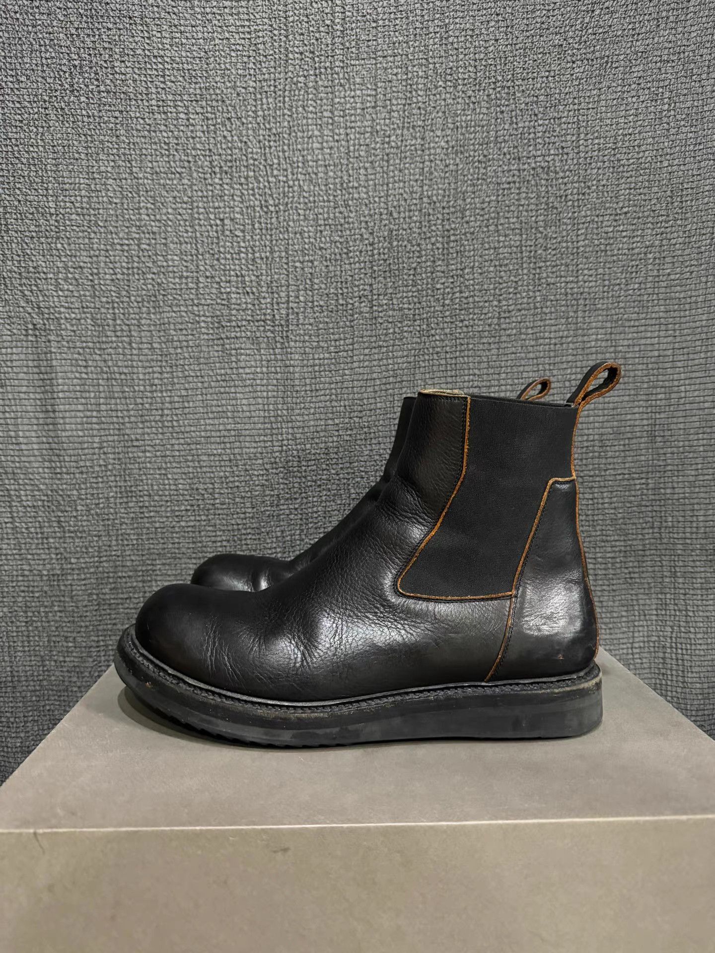 Rick Owens Rick Owens 19SS mainline cowhide Chelsea boots Size US 10 / EU 43 - 7 Thumbnail