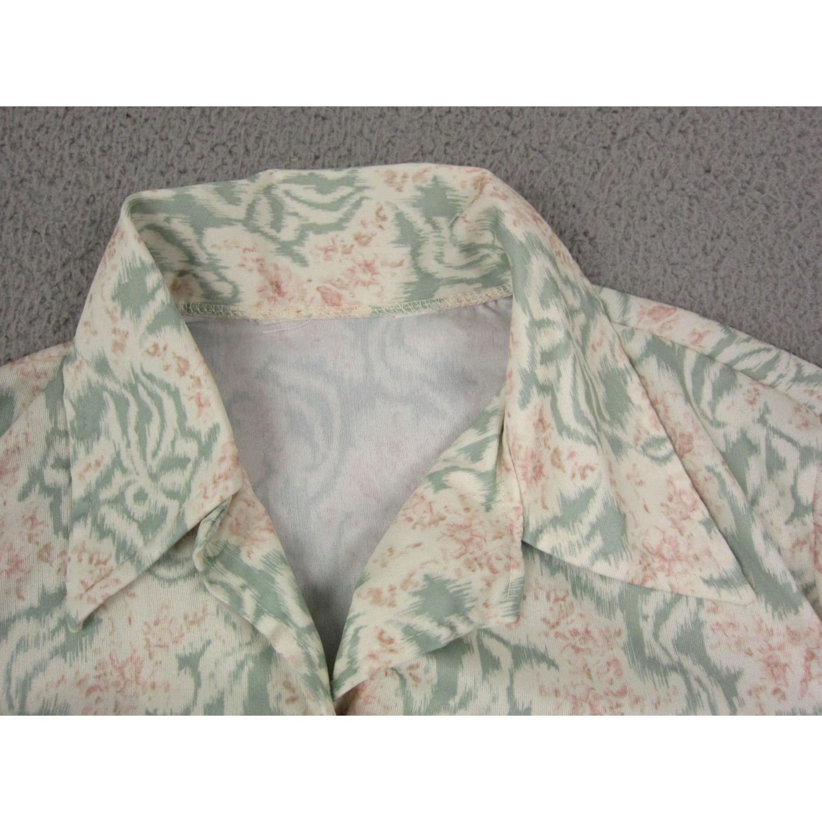 Vintage Vintage Shirt Womens S Green Floral 60s 70s Classic Button-Up Casual Cardigan? Size S / US 4 / IT 40 - 2 Thumbnail