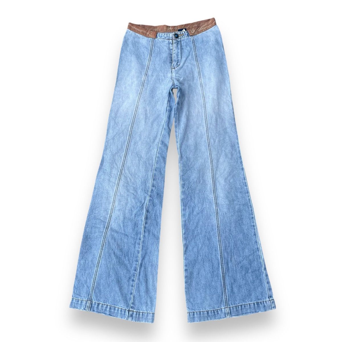 🇯🇵 SUPER FLARE RIGHT-ON DENIM PANTS