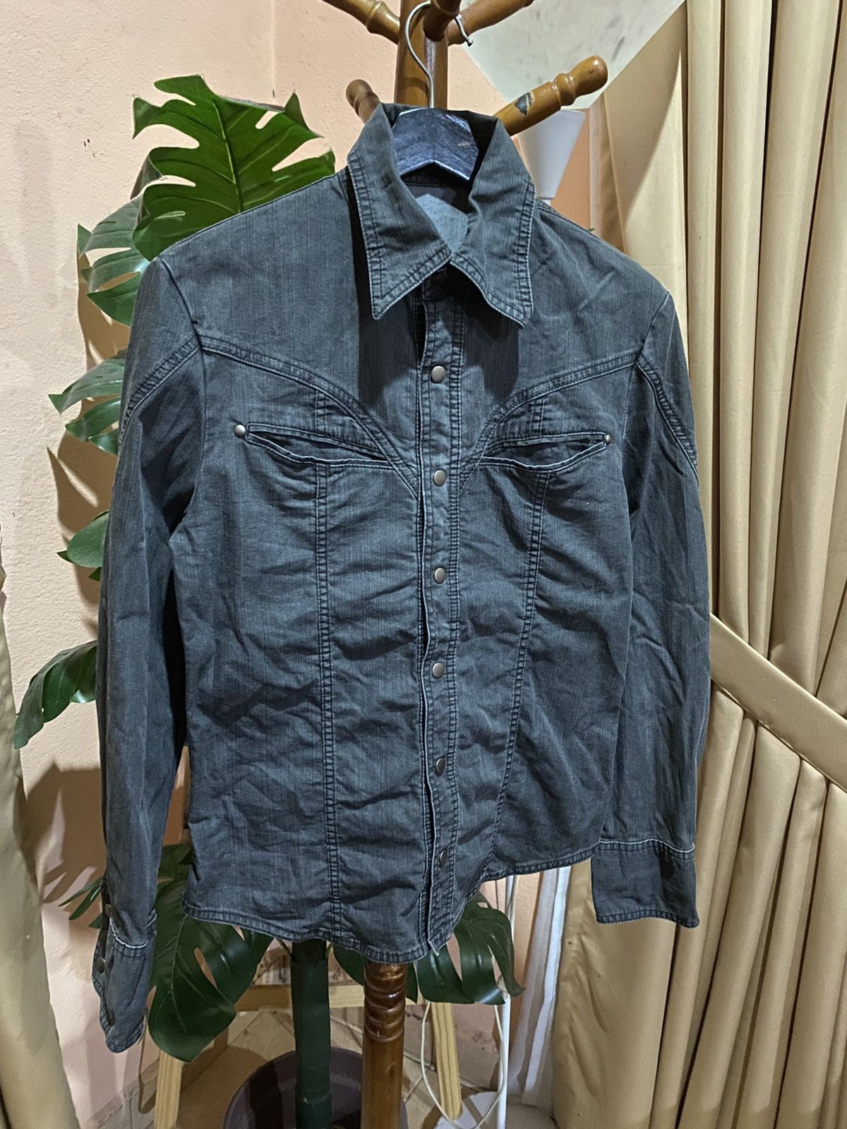 5351 POUR LES HOMMES Vintage 5351 Pour Les Hommes Western Denim Shirt Japan Size US XS / EU 42 / 0 - 5 Thumbnail