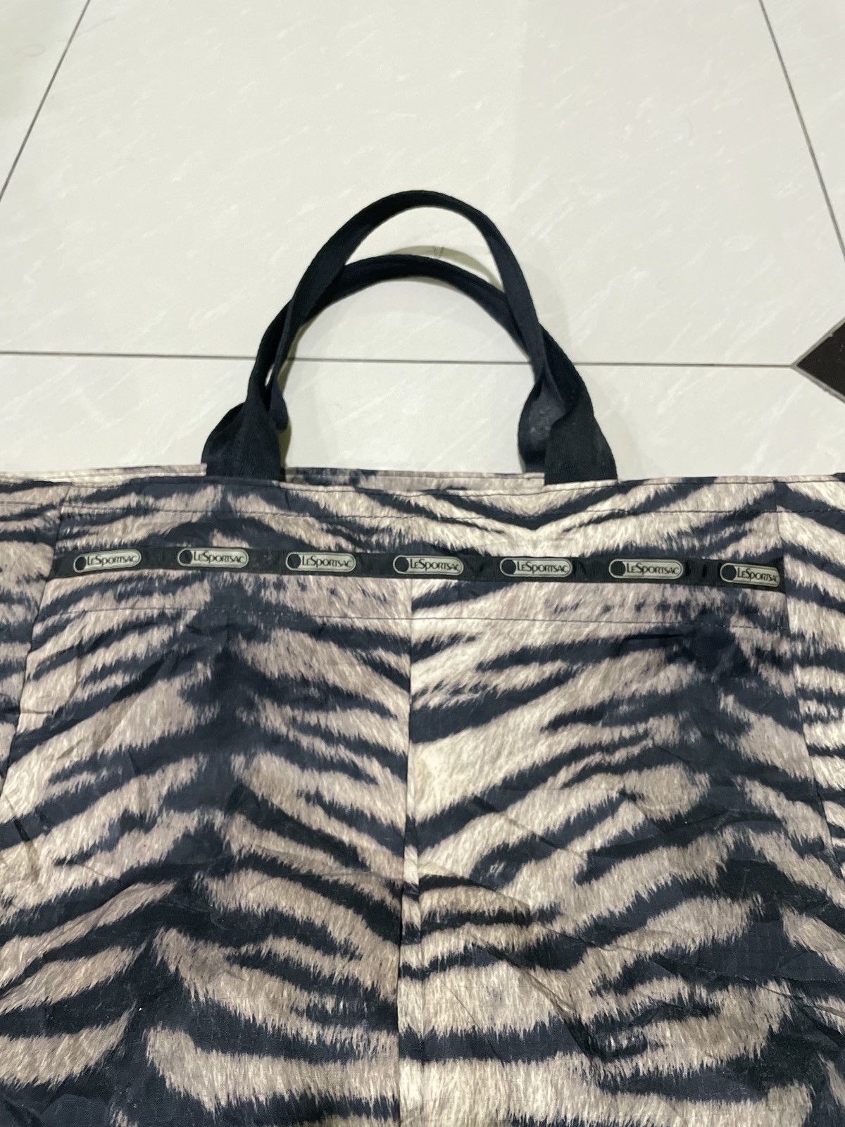 LeSportsac LeSportsac Tiger full print Size ONE SIZE - 5 Thumbnail