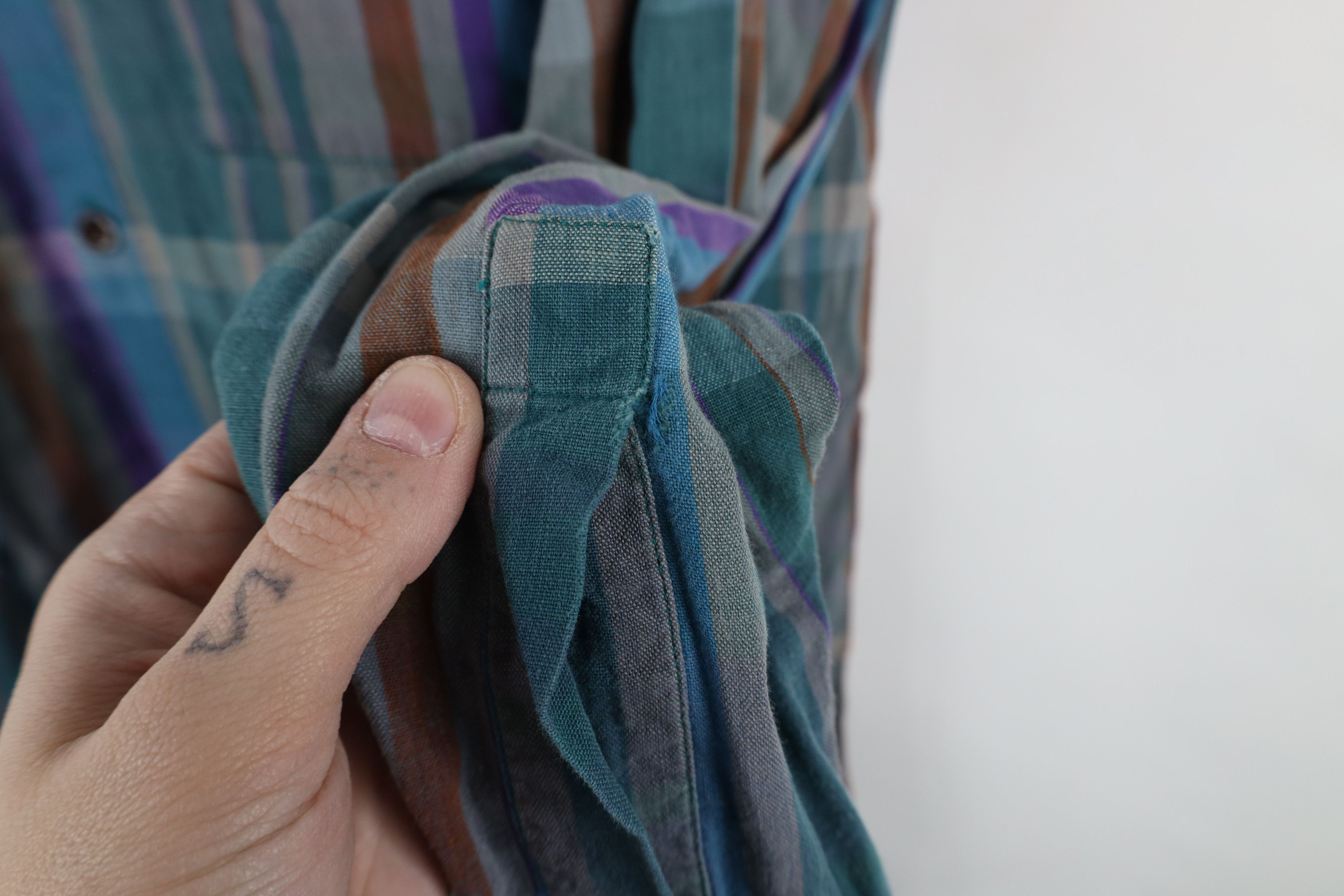 Vintage Vintage 90s Streetwear India Madras Plaid Button Shirt Size US M / EU 48-50 / 2 - 8 Thumbnail
