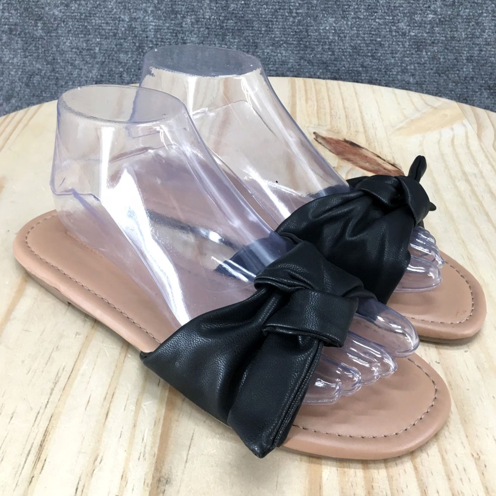 Old Navy Old Navy Sandals Womens 8.5 Knotted Strap Slide Slip On Flats Black Faux Leather Size US 9 / IT 39 - 3 Thumbnail